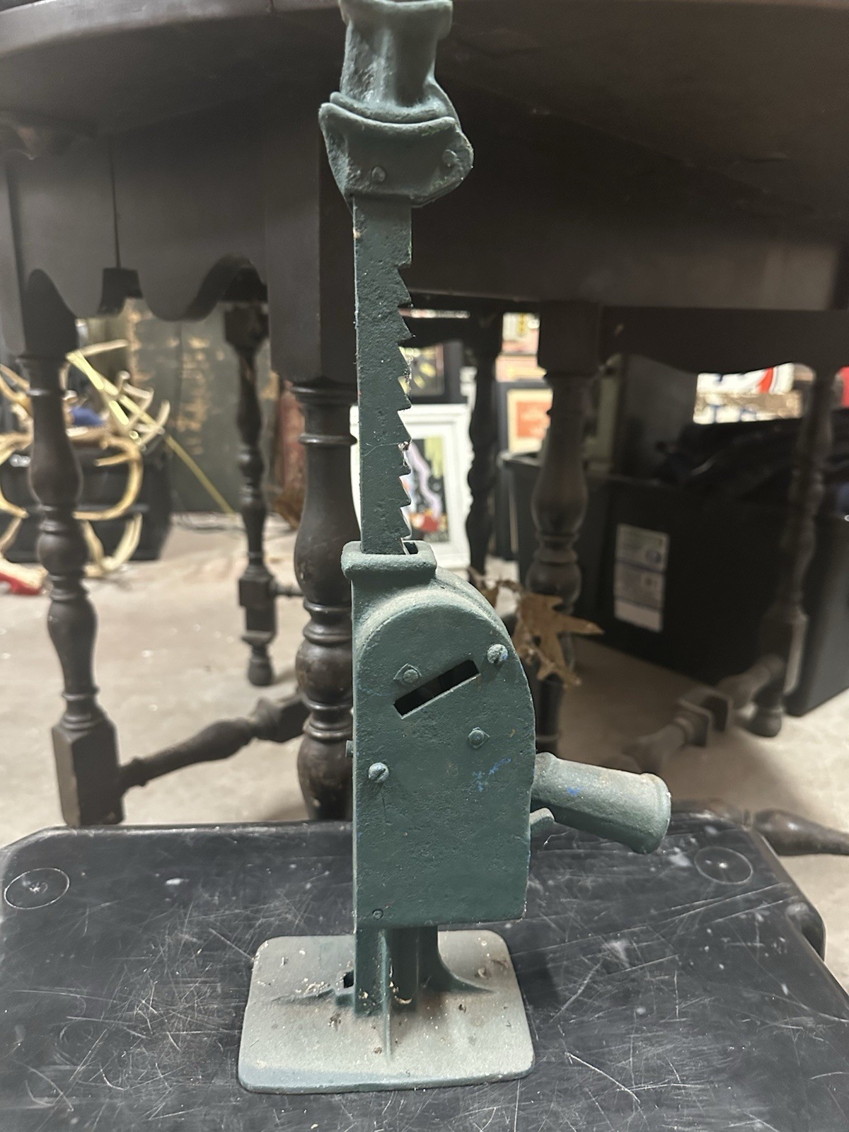 Vintage Auto Jack Lift Restored Early 1909’s