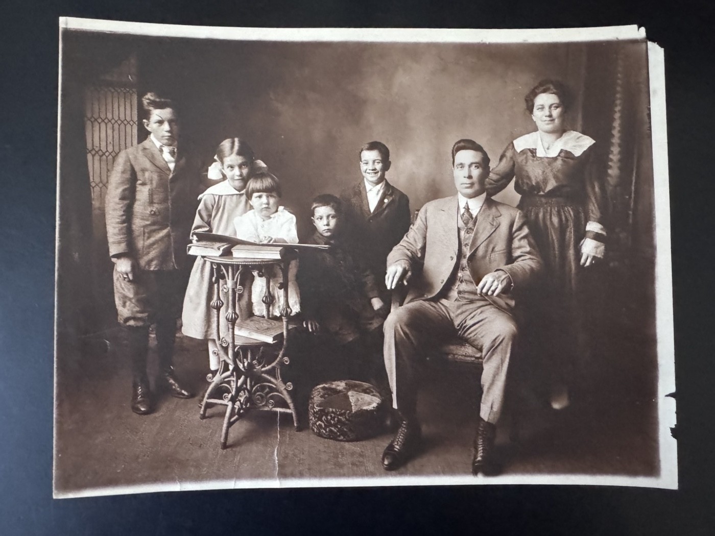 Antique Sepia Family Portrait Photograph Cabinet Photo c1910s 7x10