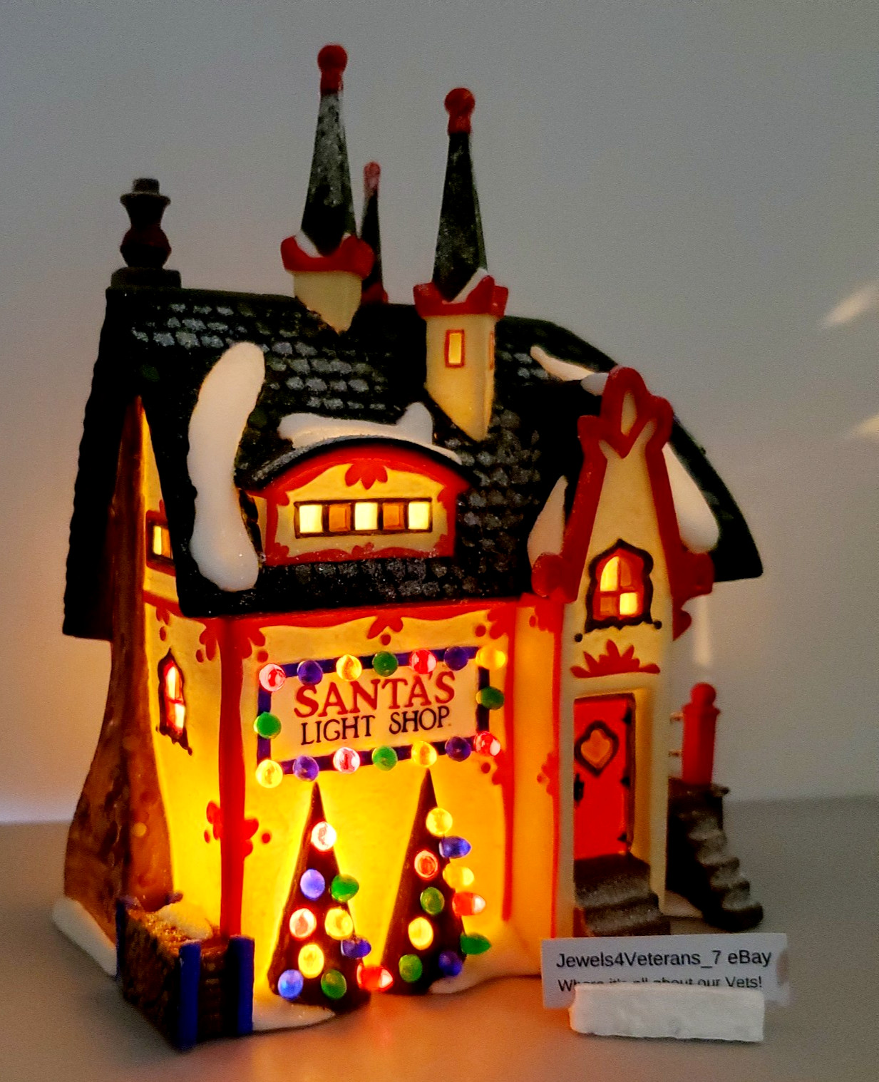 Department 56 North Pole Heritage Santa\'s Light Shop #56397 NEW MINT💖