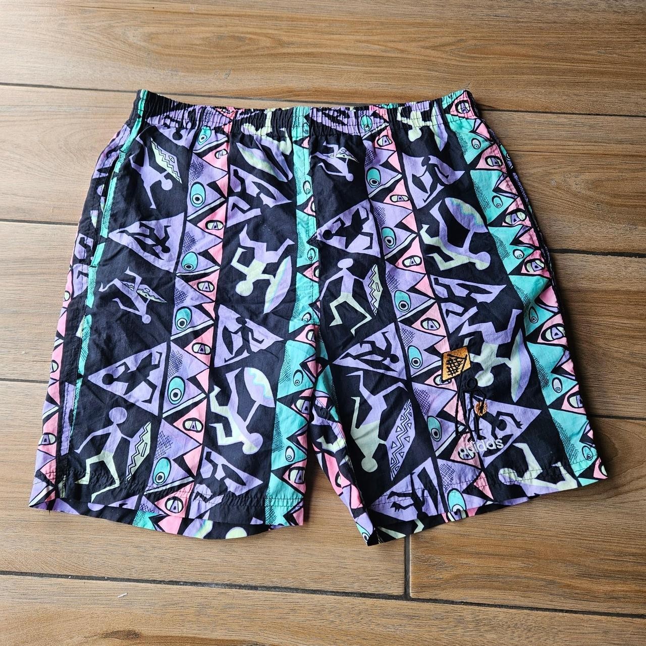adidas Equipment Men\'s Geometric Multicoloured Shorts M Elastic Waist Pockets