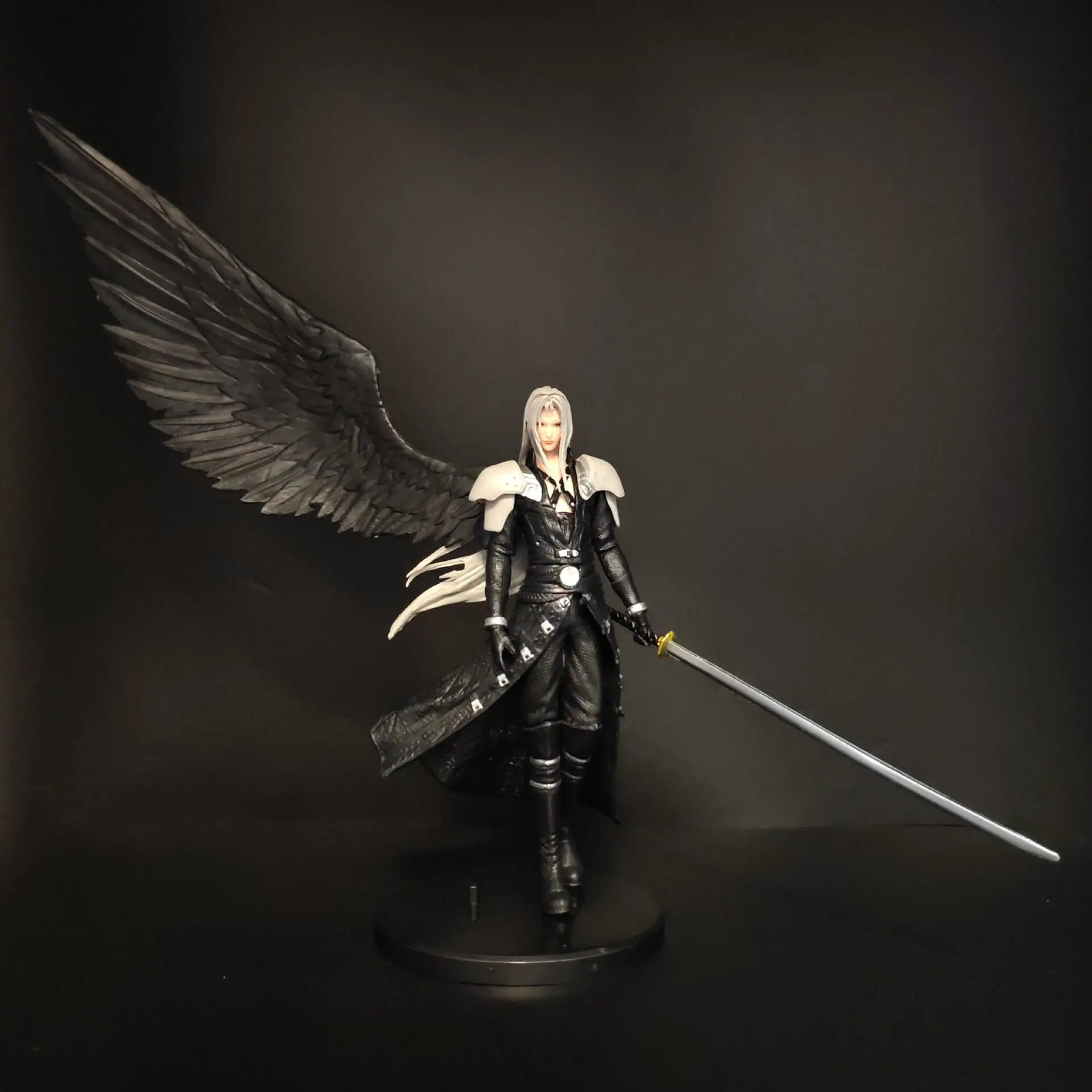 28.5cm Final Fantasy Sephiroth Wing Figure Collectible Anime Model Toy Gift