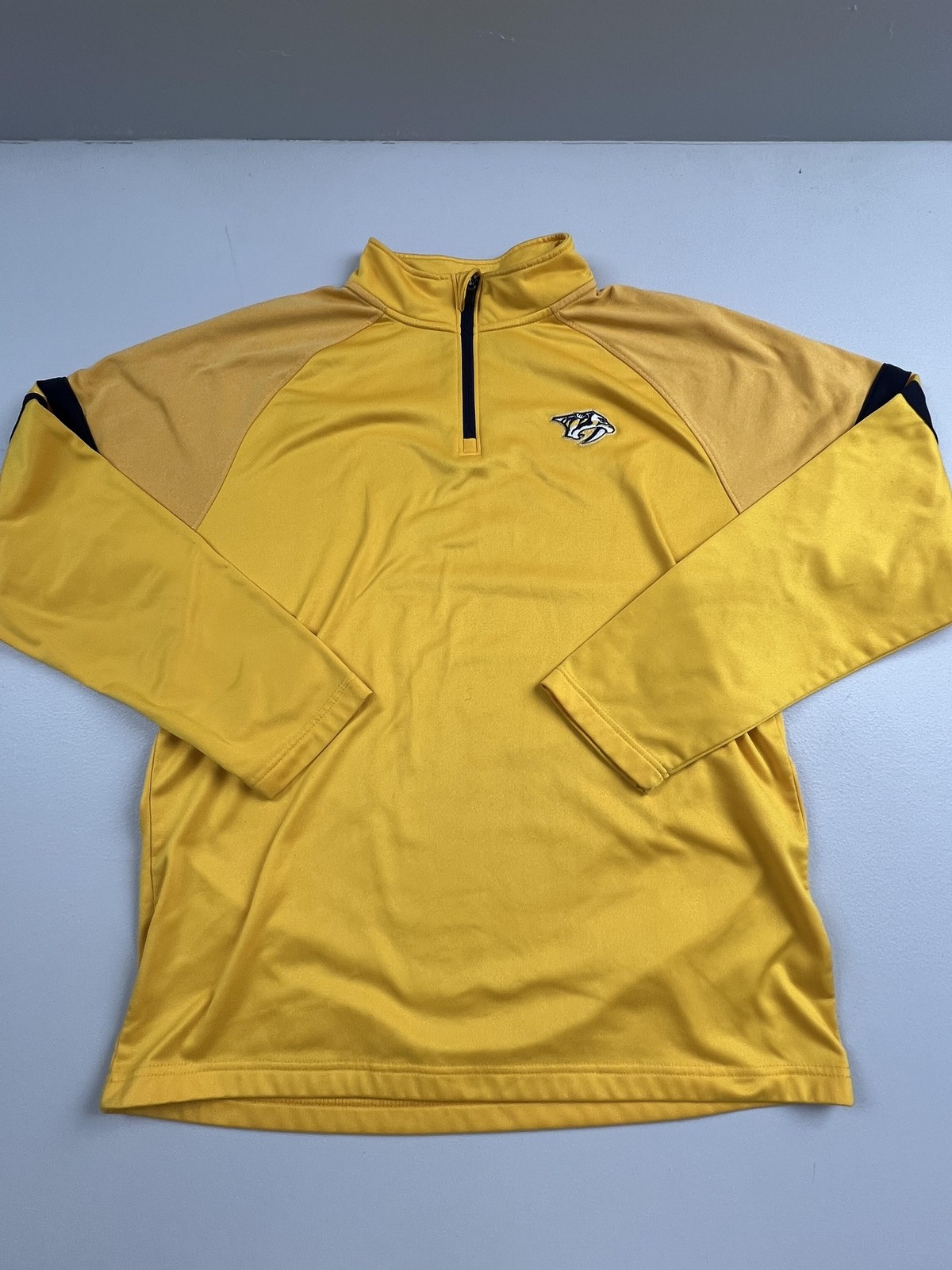 Nashville Predators Shirt Mens Large Gold NHL Hockey Quarter Zip Pullover