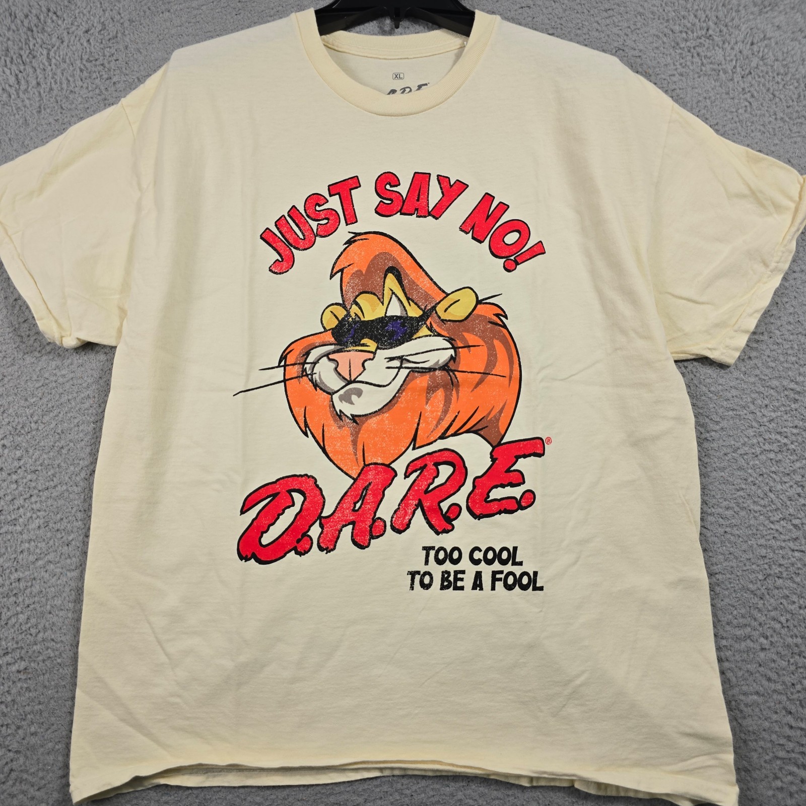 DARE Lion SHIRT Mens XL Yellow Keep Kids OFF Drugs Daren Just Say No 90s NWT B DARE Lion SHIRT Mens XL Yellow Keep Kids OFF Drugs Daren Just Say No 90s NWT B