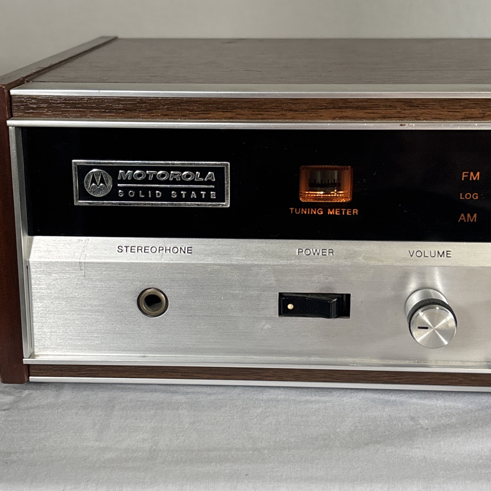 Motorola Solid State Tuner/Receiver SK-102GW Works Great