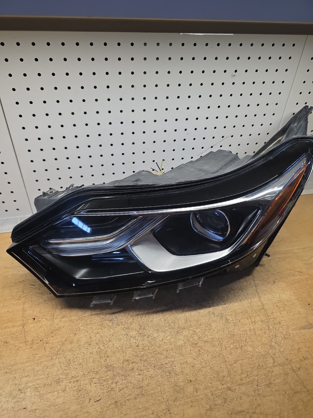 2018-2021 Chevy Equinox Full LED w/DRL Headlight Left/Driver LH OEM 84818201 2018-2021 Chevy Equinox Full LED w/DRL Headlight Left/Driver LH OEM 84818201
