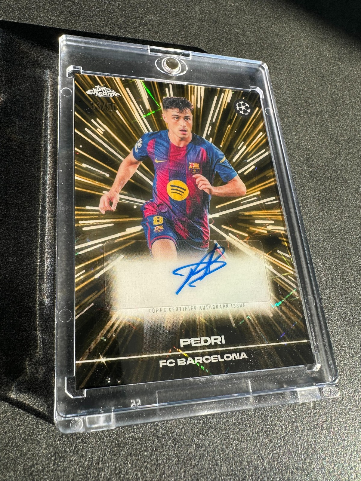 2025-26 Topps Chrome UEFA Competitions Black Lazer Gold Pedri AUTO 33/50 BLA-P 2025-26 Topps Chrome UEFA Competitions Black Lazer Gold Pedri AUTO 33/50 BLA-P