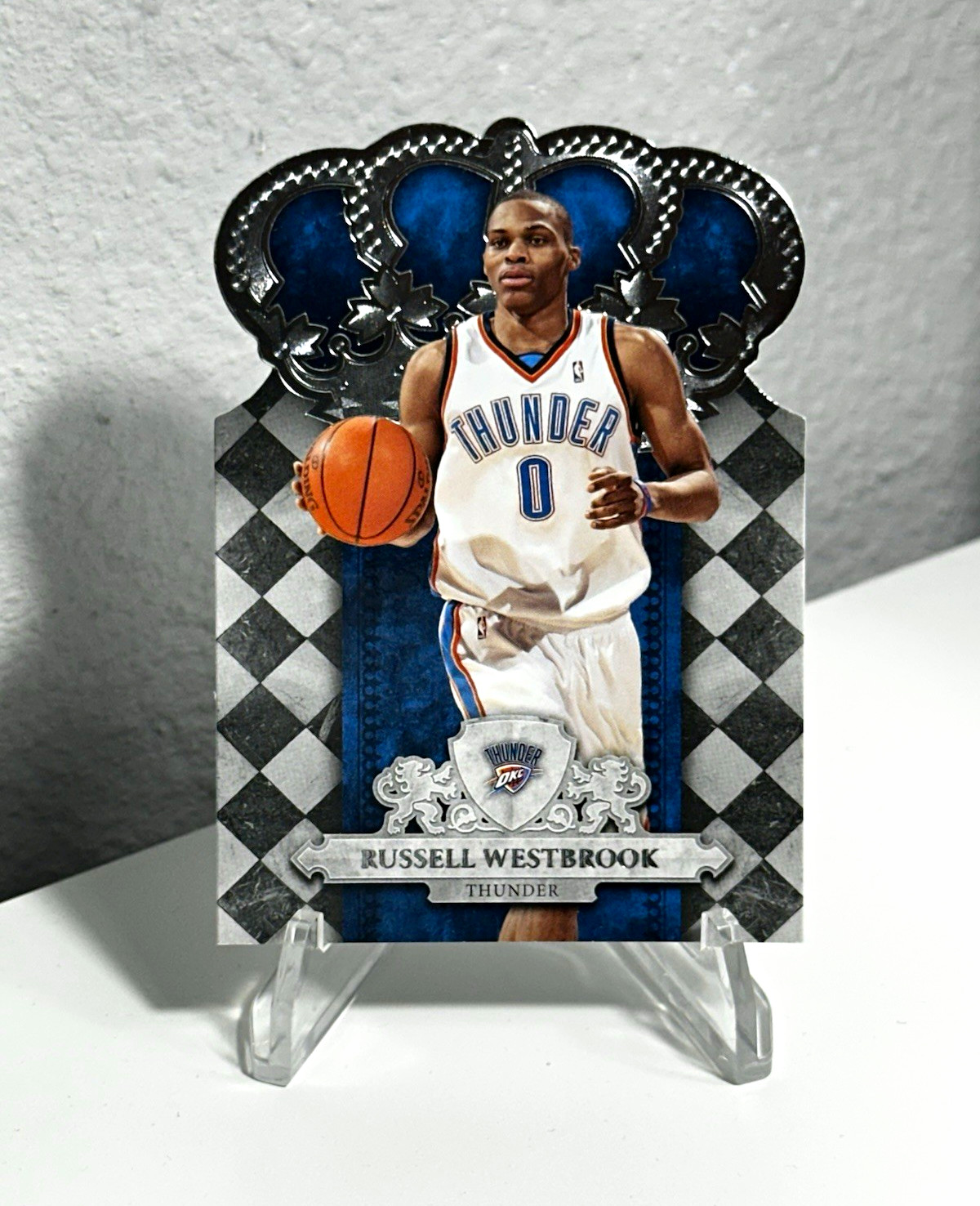 Panini 2009-10 Crown Royale Russell Westbrook OKC Thunder #63 Die-Cut Panini 2009-10 Crown Royale Russell Westbrook OKC Thunder #63 Die-Cut
