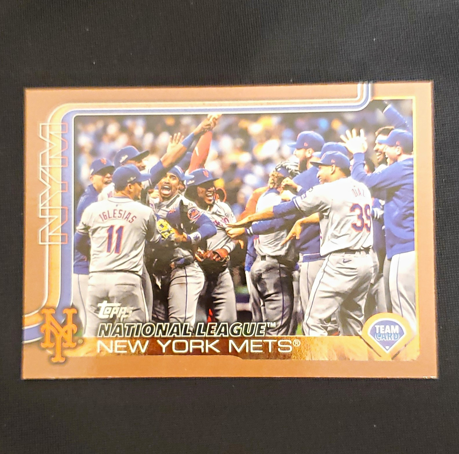 Topps Series 2 2025 New York Mets #553 Gold Parallel 2025/2025