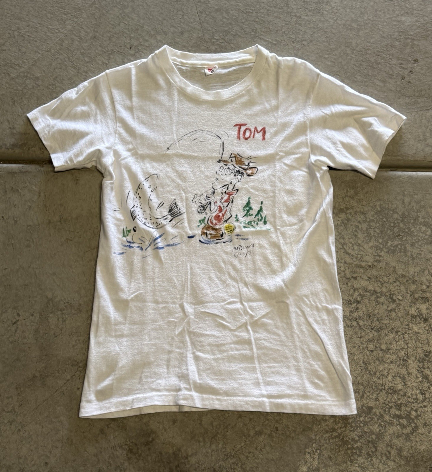 True Vintage 70’s Men’s Handrawn Fishing Art Graphic T-shirt White Small