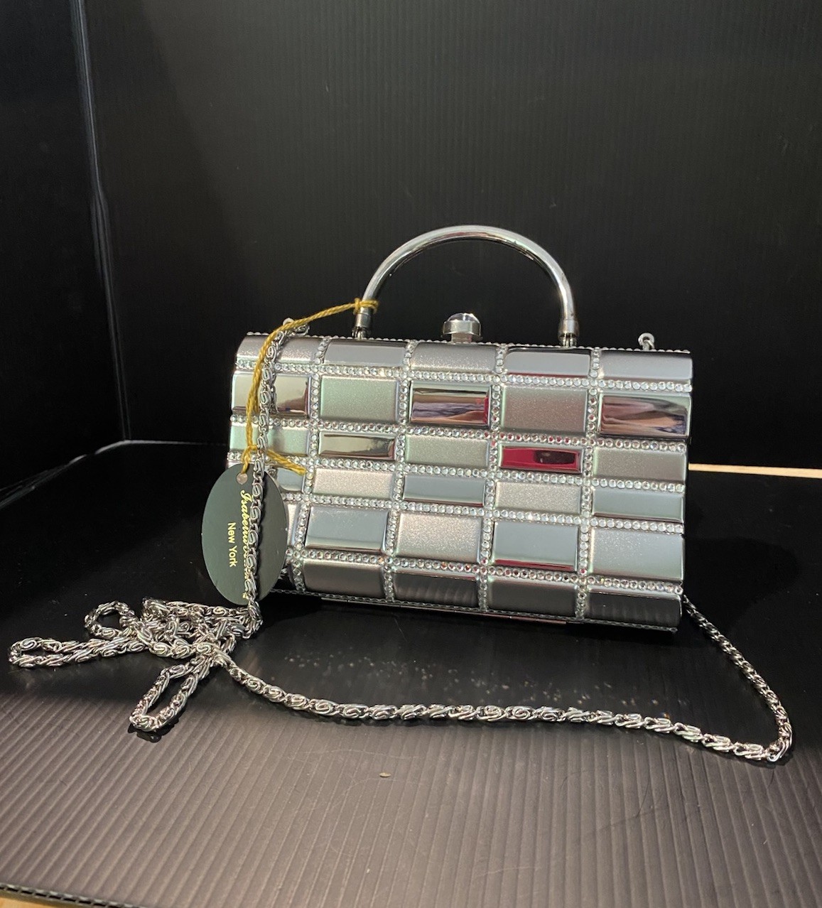 VTG ISABELLA ADAMS DESIGNER SILVER CHROME METAL GEOMETRIC BOX HANDBAG PURSE NEW VTG ISABELLA ADAMS DESIGNER SILVER CHROME METAL GEOMETRIC BOX HANDBAG PURSE NEW