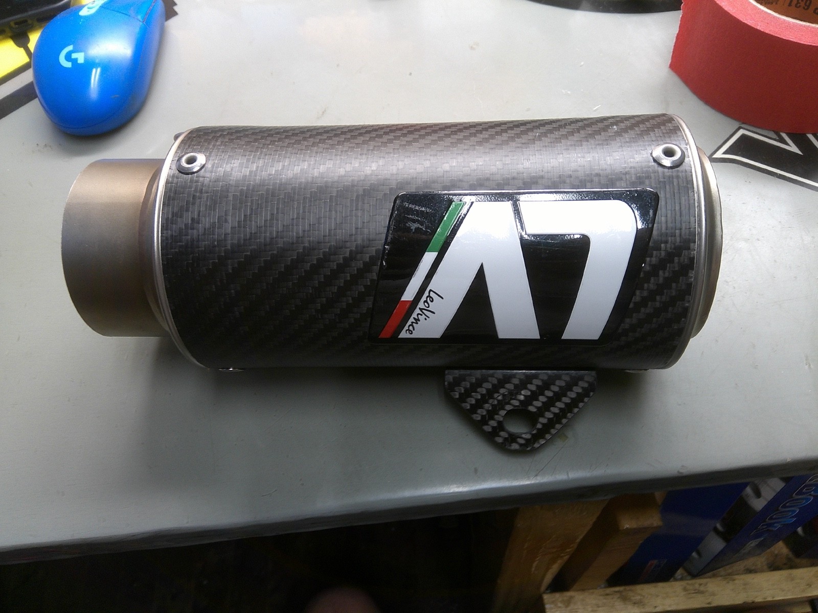 LEO VINCE 65MM LV-10 CARBON FIBER SLIP ON EXHAUST PIPE ONLY 