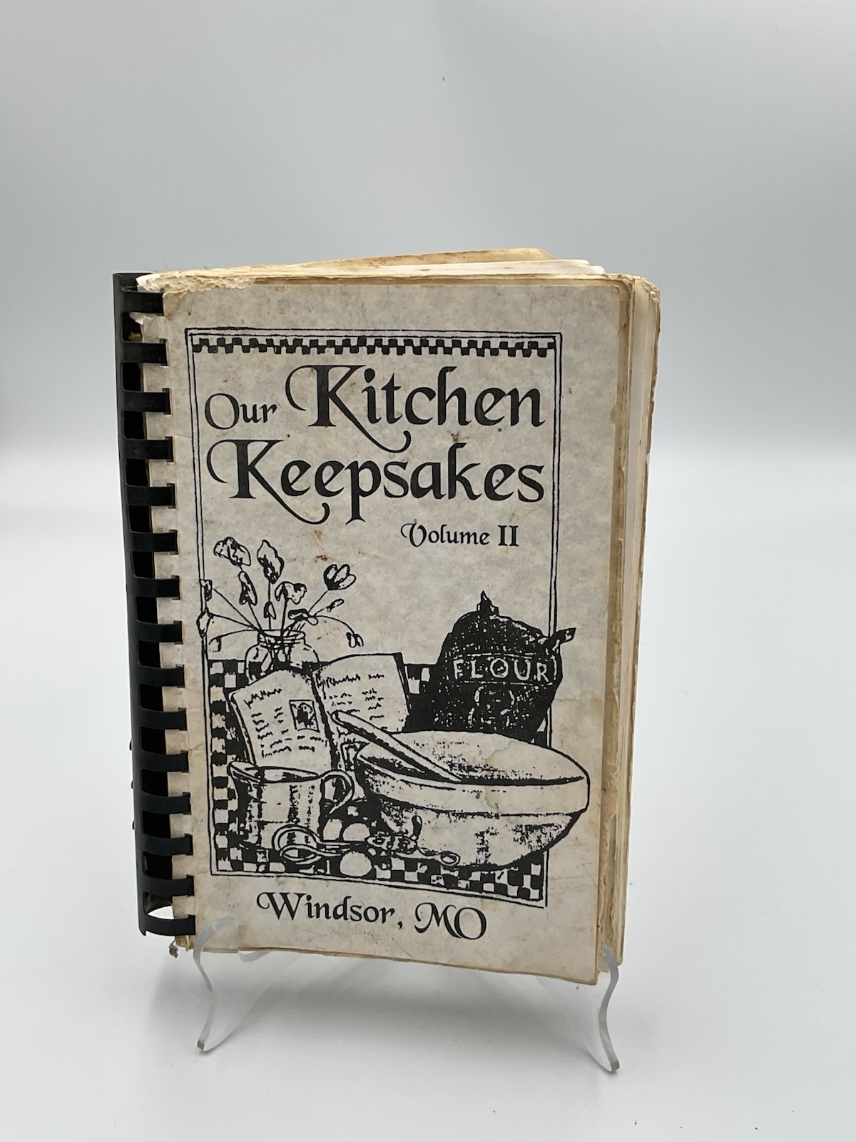 Vintage Amish Kitchen Keepsakes Volume 2 Cookbook Well Used Book See Description Vintage Amish Kitchen Keepsakes Volume 2 Cookbook Well Used Book See Description