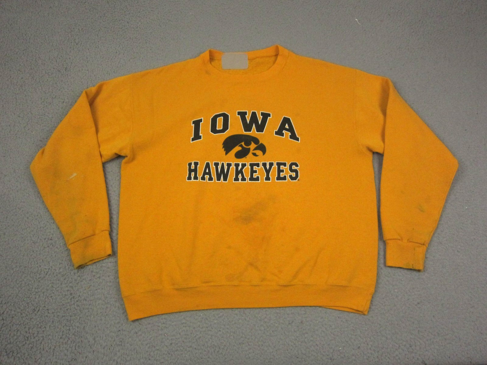Vintage Iowa Hawkeyes Sweatshirt Mens 2XL XXL Yellow Fleece Pullover NCAA 90s