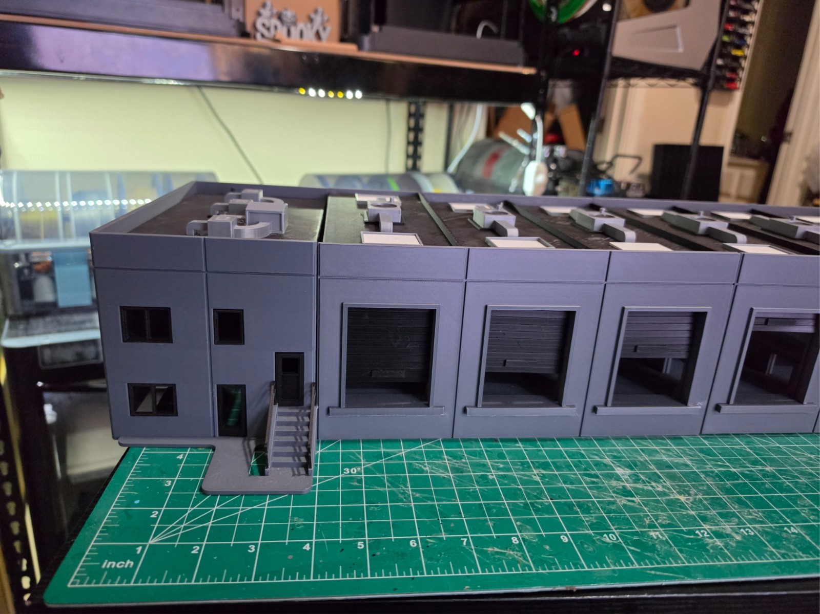 DISTRIBUTION CENTER ASSEMBLED PRINT ON DEMAND HO SCALE BUILDING/DIORAMA