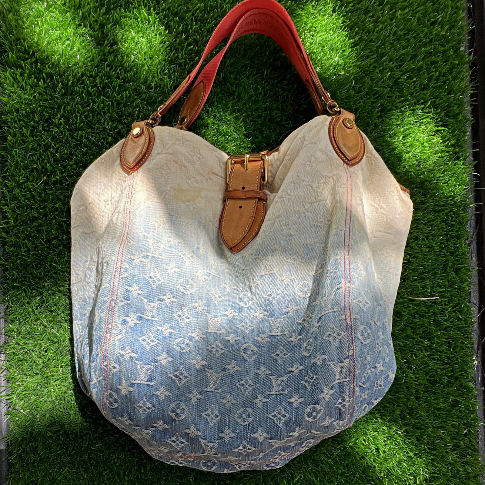 Louis Vuitton Monogram Denim Sunbeam bag Gradient Blue M40414 gold hardware