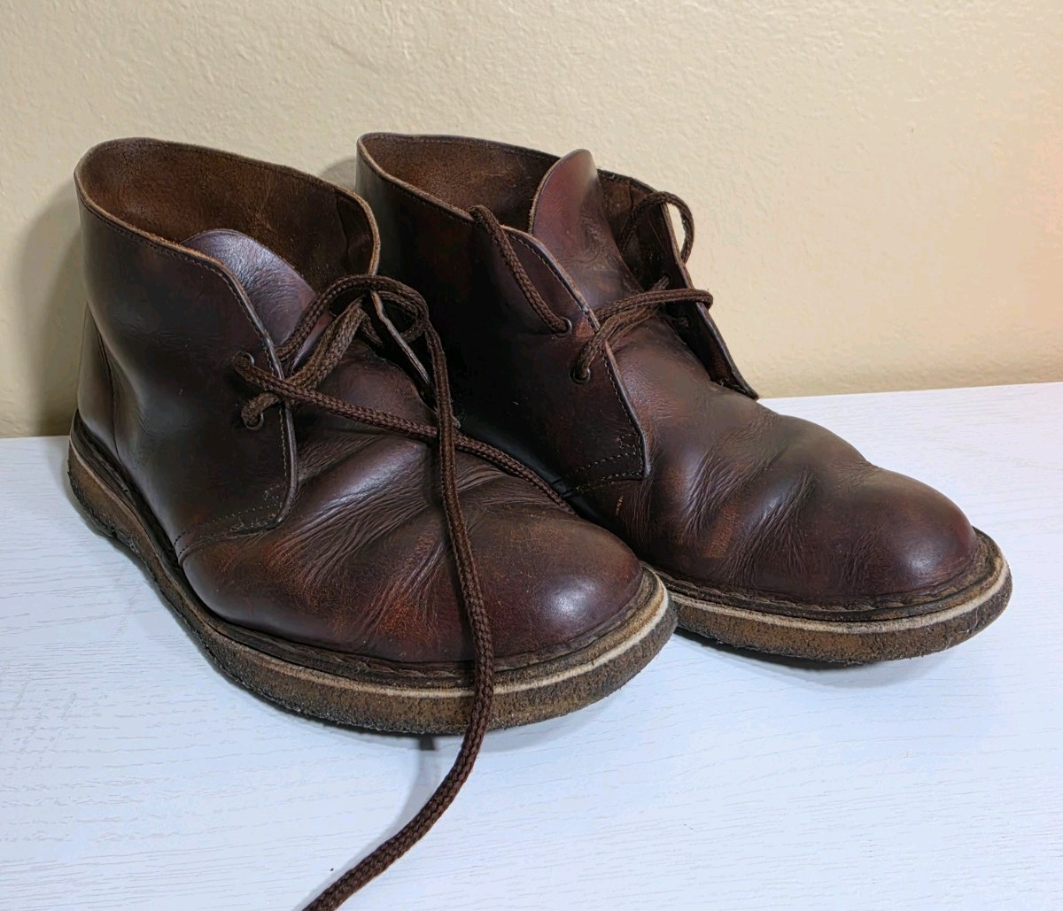 Vintage Clarks Men\'s Brown Leather Desert Chukka Boots Crepe Sole Size 10.5