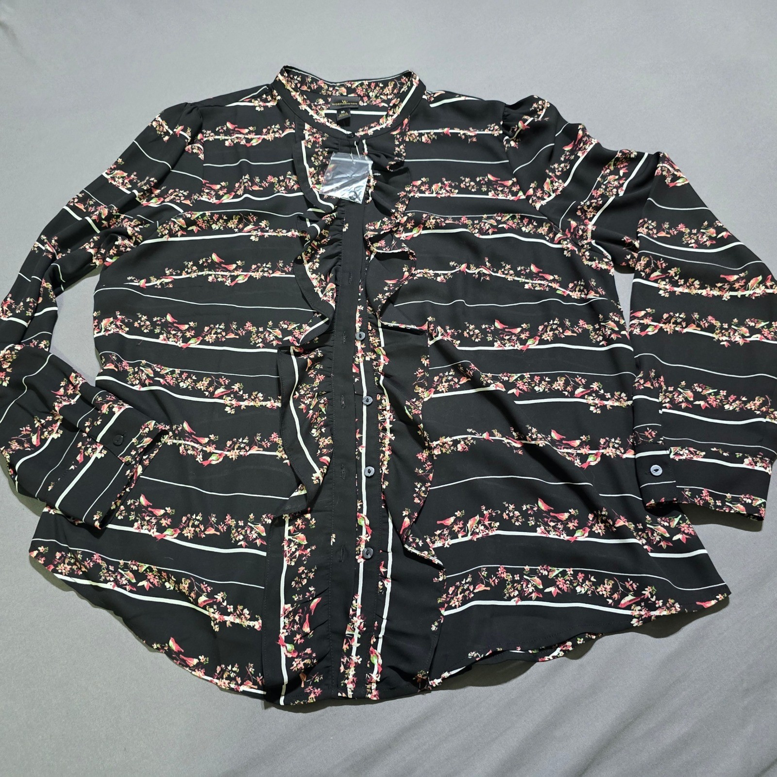 new Worthington Ruffle Blouse Womens XL Black Floral Bird Long Sleeve Button