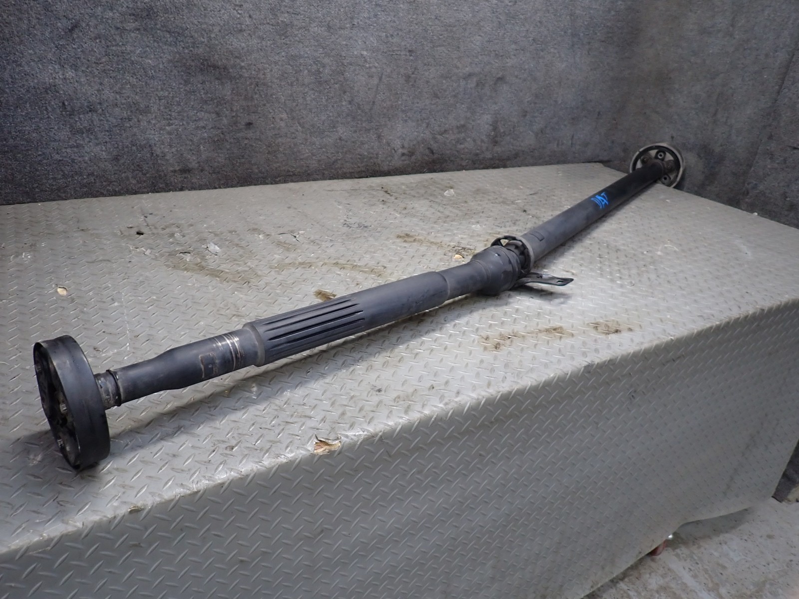 09-15 AUDI 8J TT S 2.0L AWD REAR DRIVESHAFT DRIVE SHAFT 116K MILES OEM