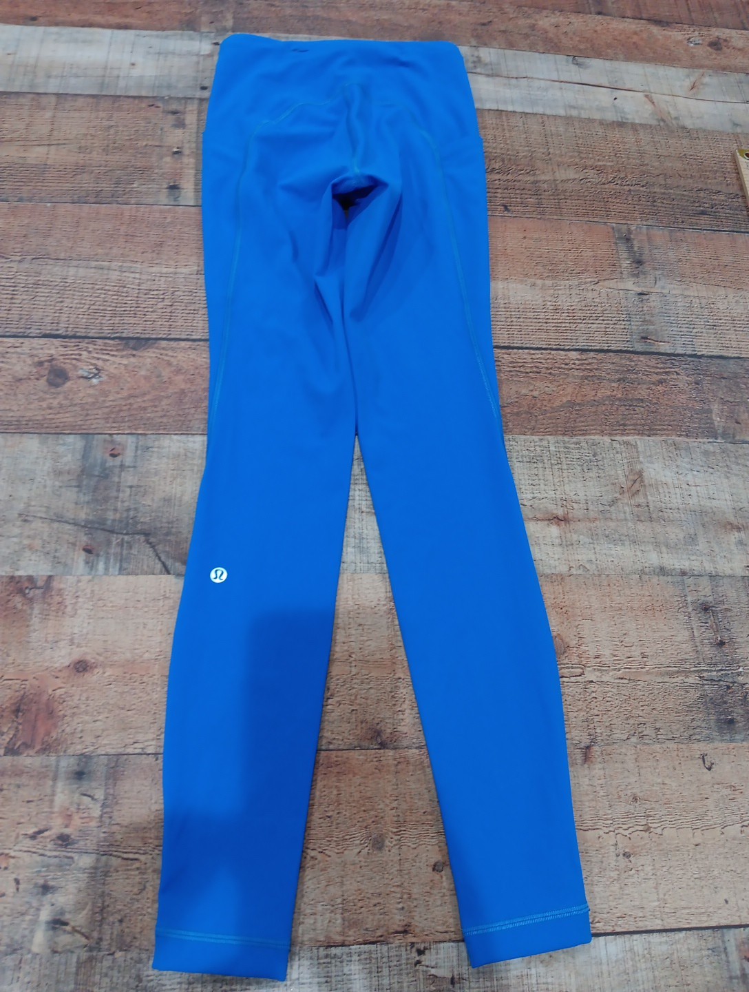 Women’s Lululemon Bright Blue Leggings Sz 2 Side Pockets 2651