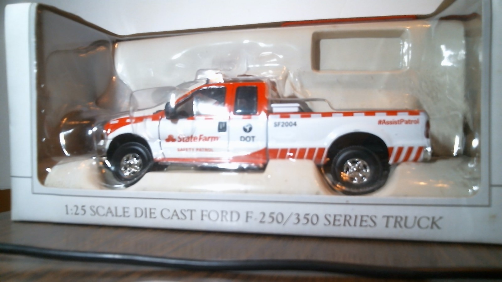 STATE FARM SAFETY PATROL F-250 Pickup By SpecCast 1/25th Scale - NEW IN BOX STATE FARM SAFETY PATROL F-250 Pickup By SpecCast 1/25th Scale - NEW IN BOX