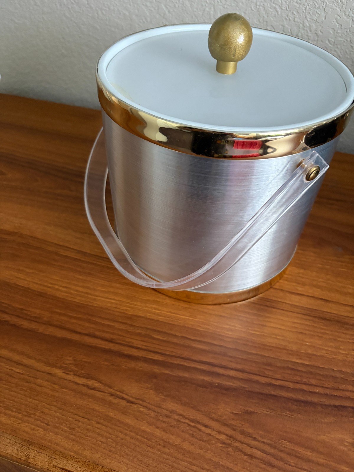 Vintage-style Kraftware Mylar Metallic 3-quart ice bucket Vintage-style Kraftware Mylar Metallic 3-quart ice bucket