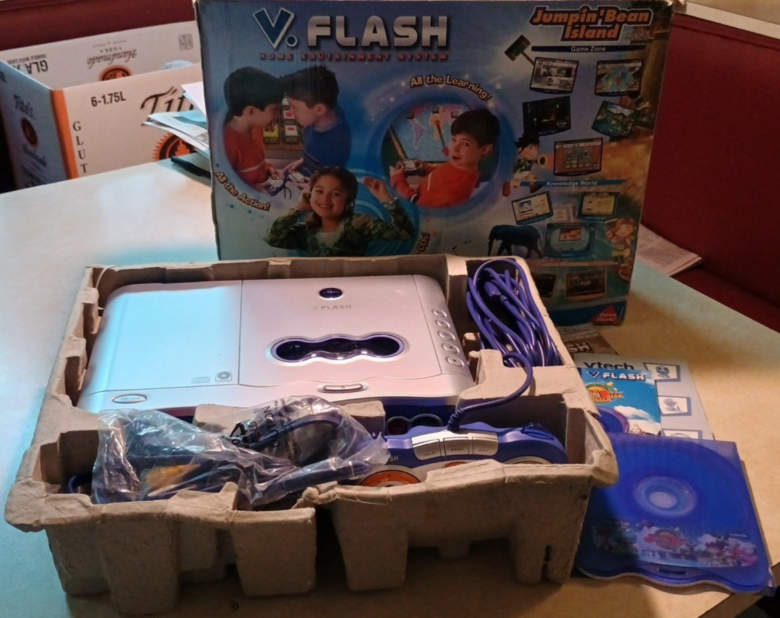 VTech V.FLASH Home Edutainment System w/ Jumpin Bean Island Game 80-70000 NIB VTech V.FLASH Home Edutainment System w/ Jumpin Bean Island Game 80-70000 NIB