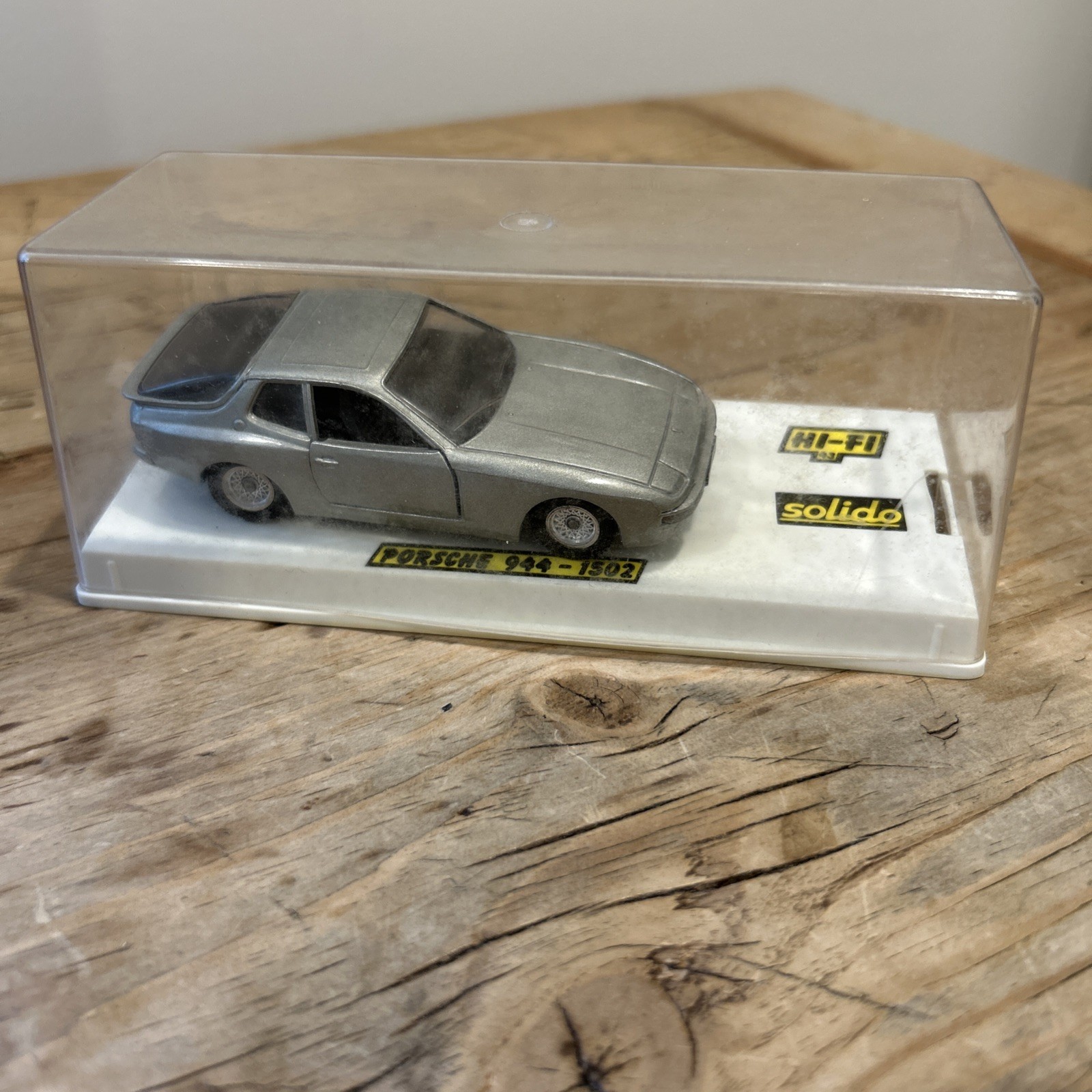 Solido Porsche 944-1502 Silver 1:43 Scale Hi-Fi 43 France