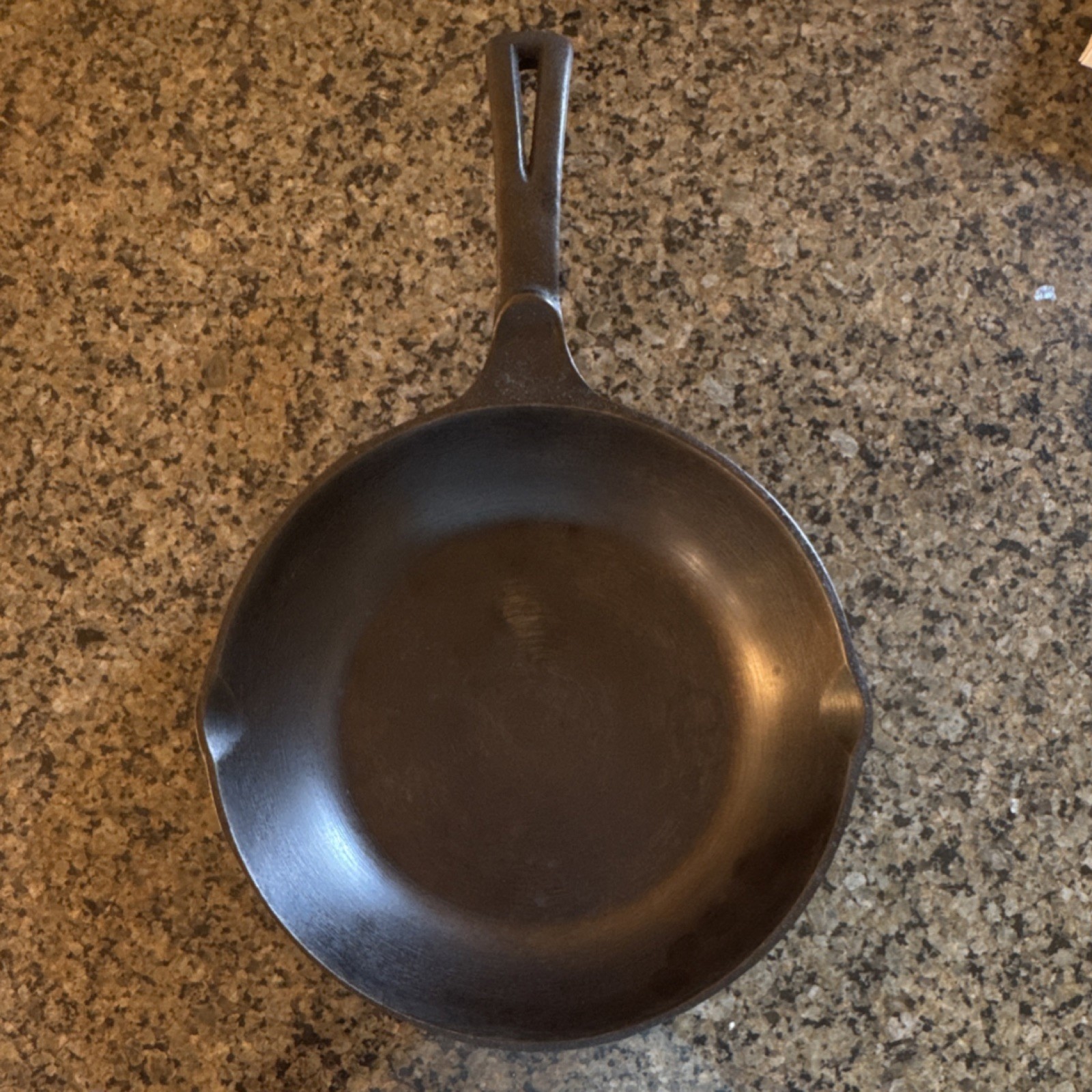 Unmarked Wagner 9 inch Chef Skillet Unmarked Wagner 9 inch Chef Skillet
