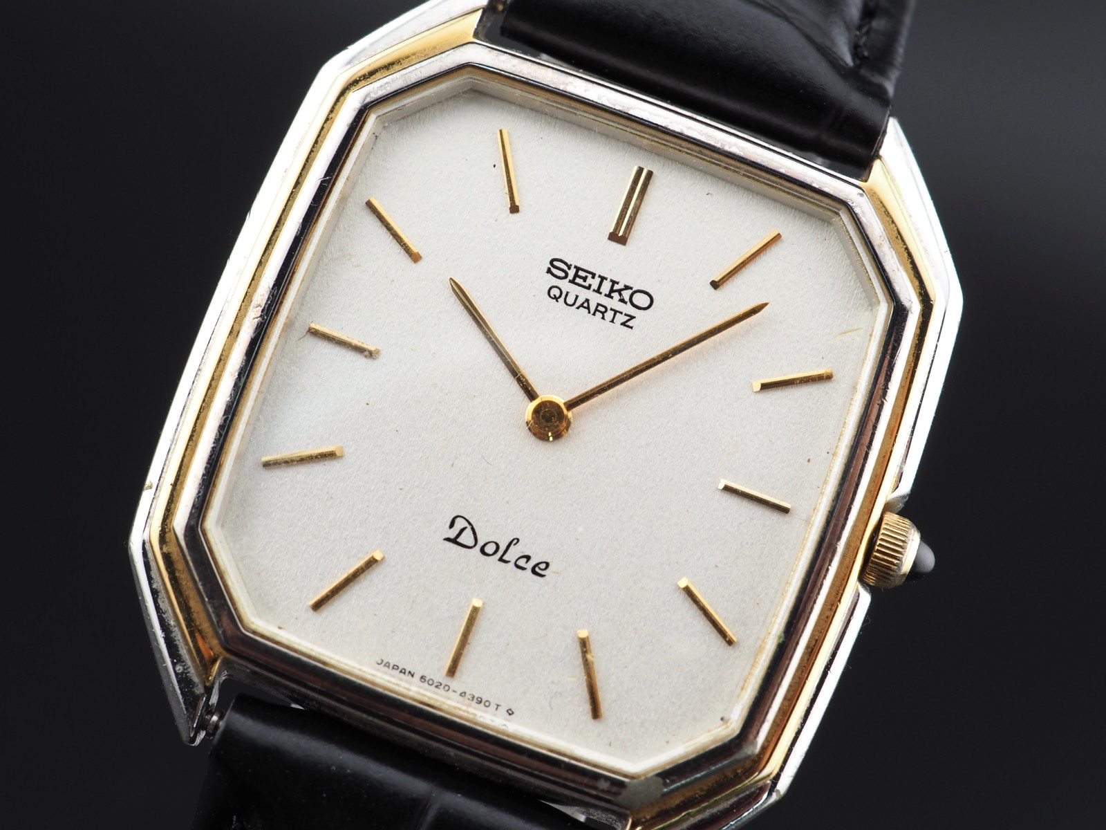 Vintage 1982 Seiko Dolce 6020-5930 Silver Two Tone Quartz Mens Watch JAPAN