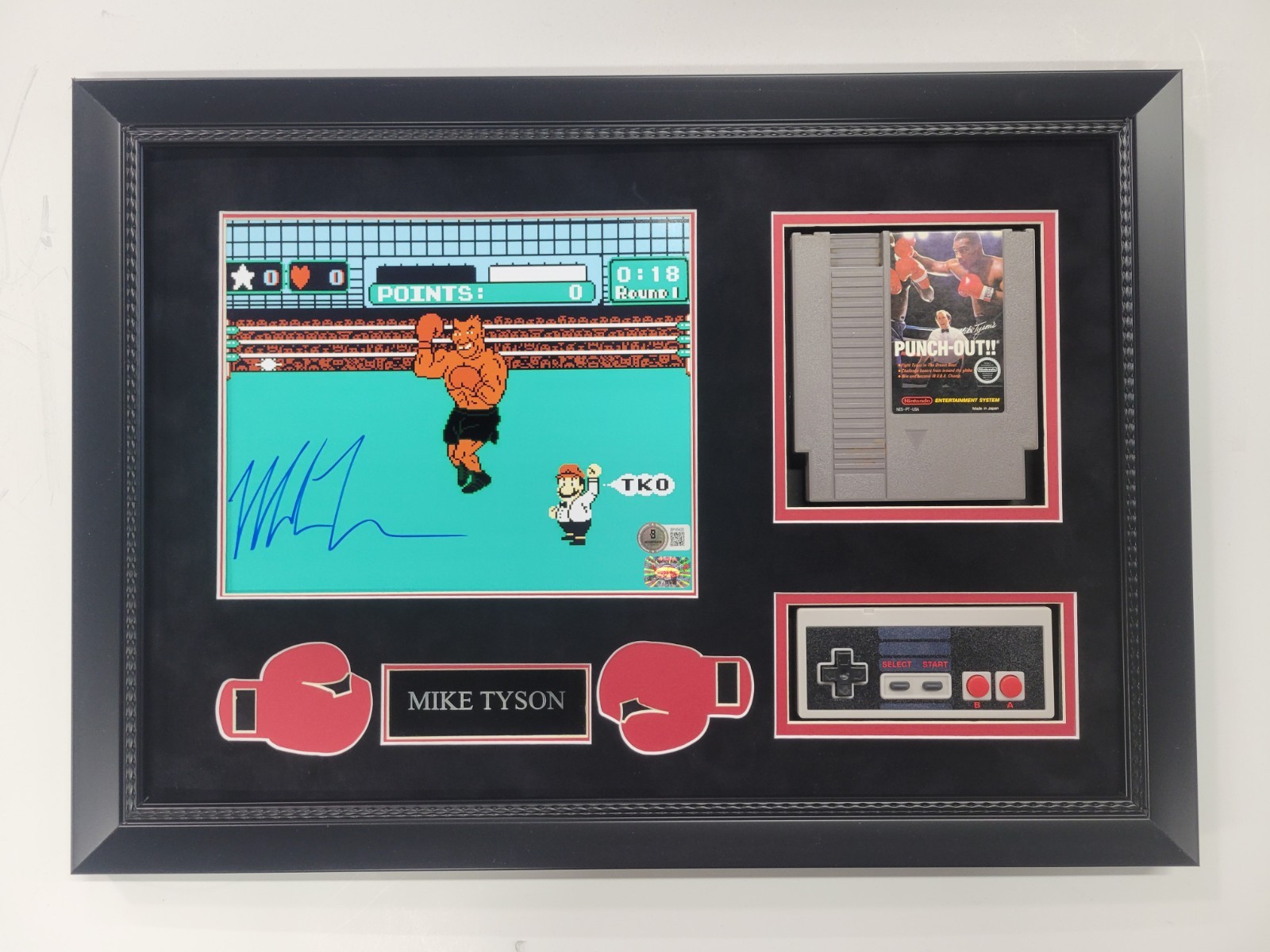MIKE TYSON AUTOGRAPHED 8x10 PHOTO PUNCH-OUT BECKETT COA,  W  Game & CONTROLLER 