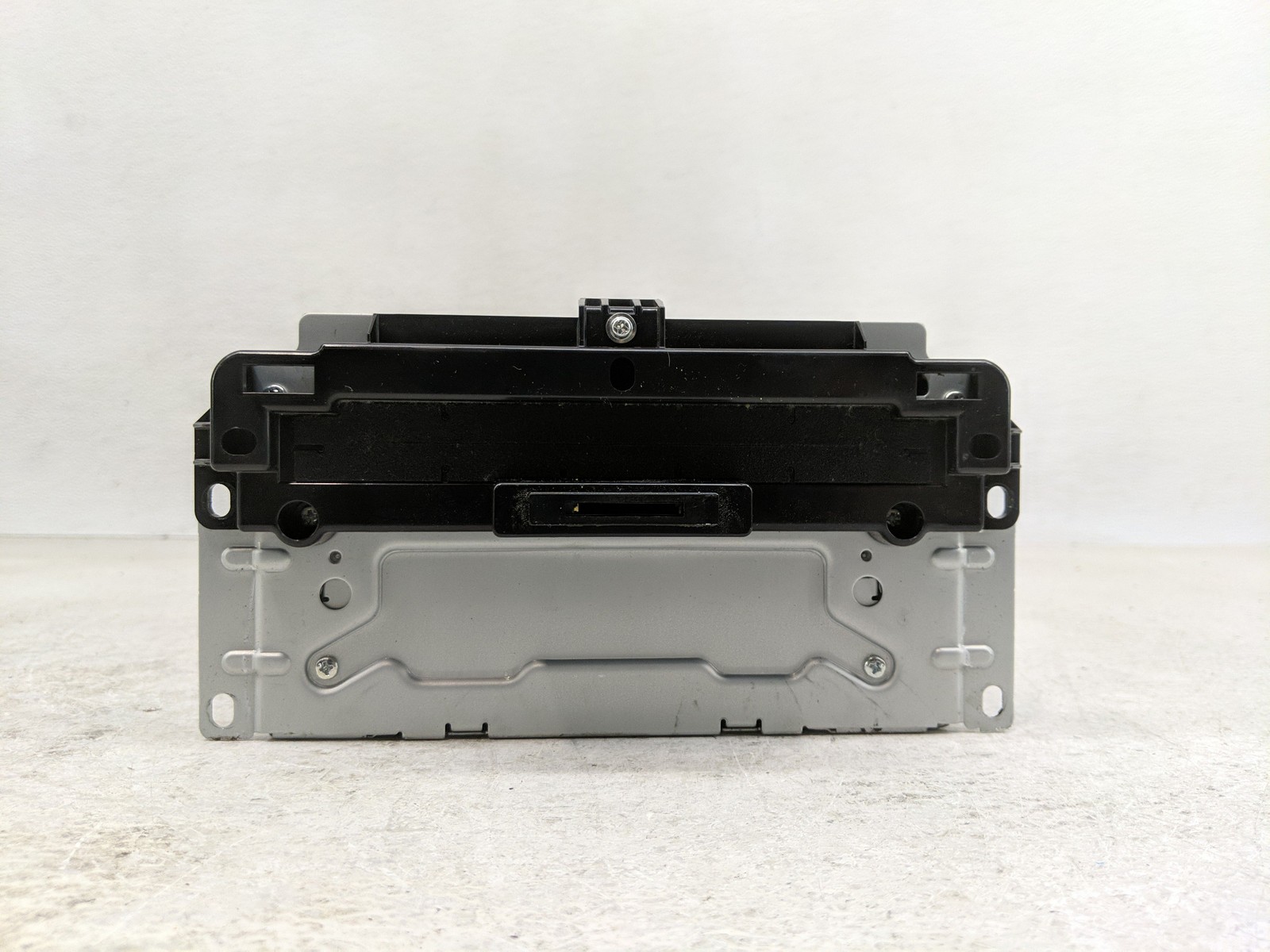 2016 Dodge Journey Am Fm Cd Player Radio Receiver P18M4