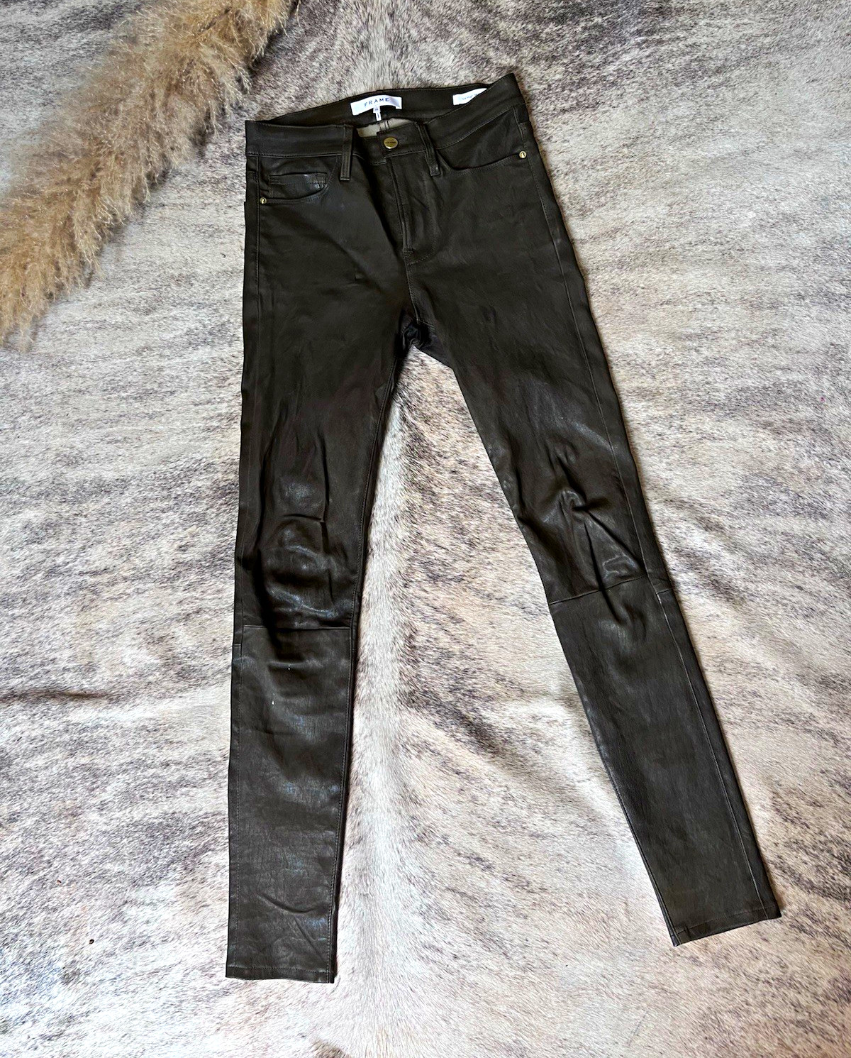 FRAME Dark Green Lamb Leather High Rise Skinny Pants Front Pockets SZ25 FRAME Dark Green Lamb Leather High Rise Skinny Pants Front Pockets SZ25