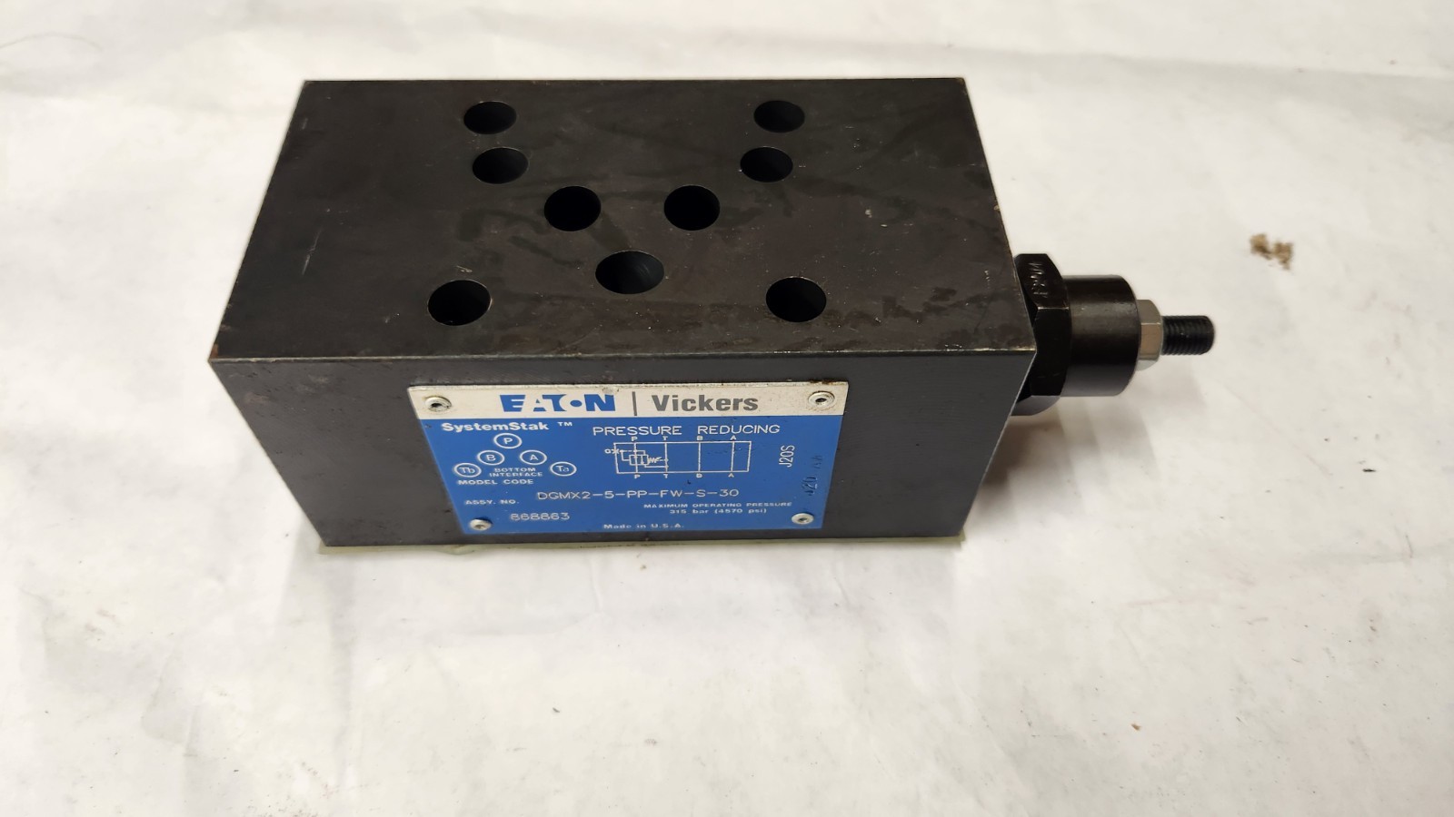 NEW Vickers DGMX2-5-PP-FW-S-30 868863 SystemStak Pressure Reducing Valve NO BOX NEW Vickers DGMX2-5-PP-FW-S-30 868863 SystemStak Pressure Reducing Valve NO BOX