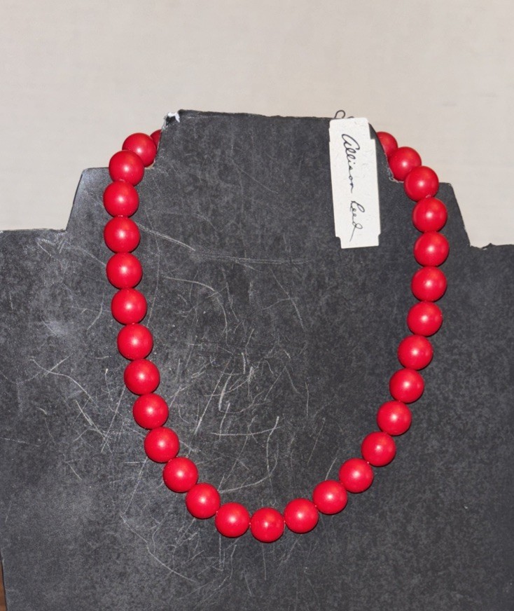 Allison Reed Vintage Red Bead Necklace 16”