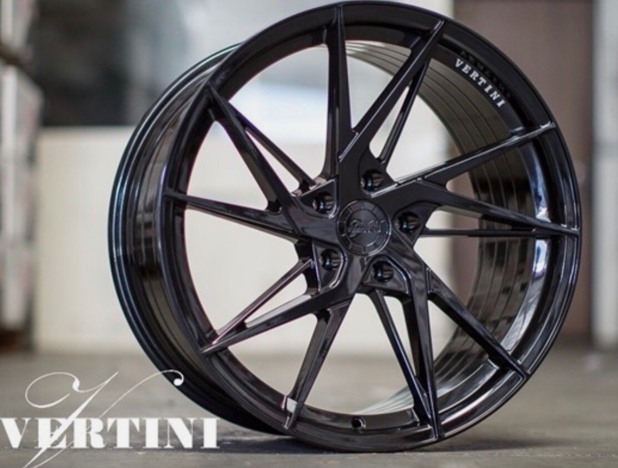 Vertini rsf 1.9 gloss black rims $400 off brand new