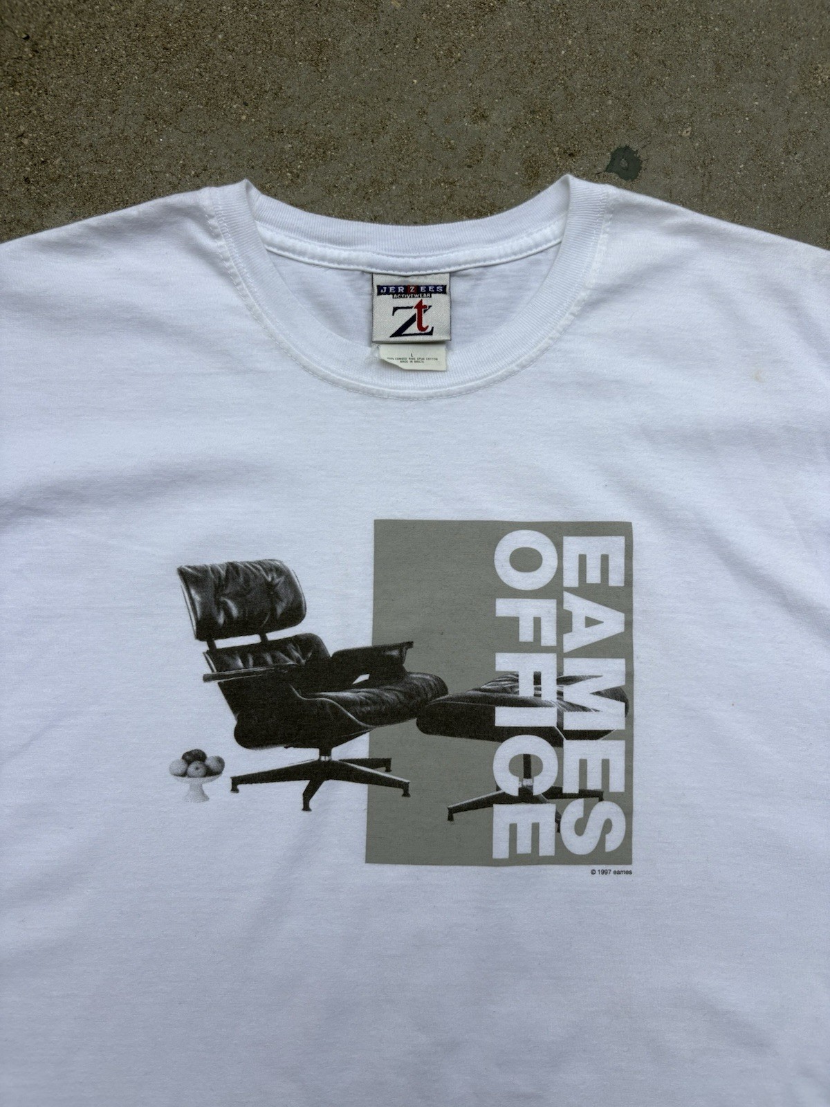 Vintage 1997 Eames Office Lounge Chair Promo Tee Size Large 22x29 Rare Vintage 1997 Eames Office Lounge Chair Promo Tee Size Large 22x29 Rare