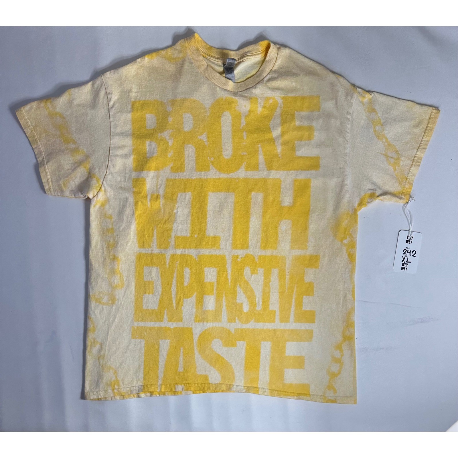 WLYWLY Broke With Expensive Taste Y2K Graphic Tee Yellow Acid Wash Streetwear XL