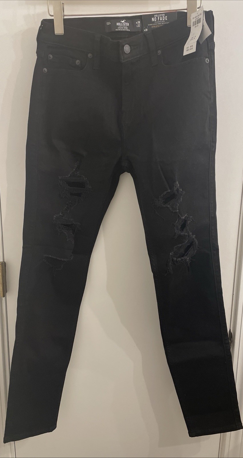 Hollister Men\'s No-Fade Athletic Skinny Jeans Distressed - Black - 30/32 - NWT