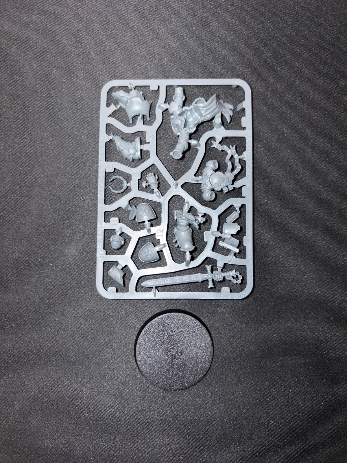 Emperor\'s Champion - Black Templars - Warhammer 40K - New On Sprue