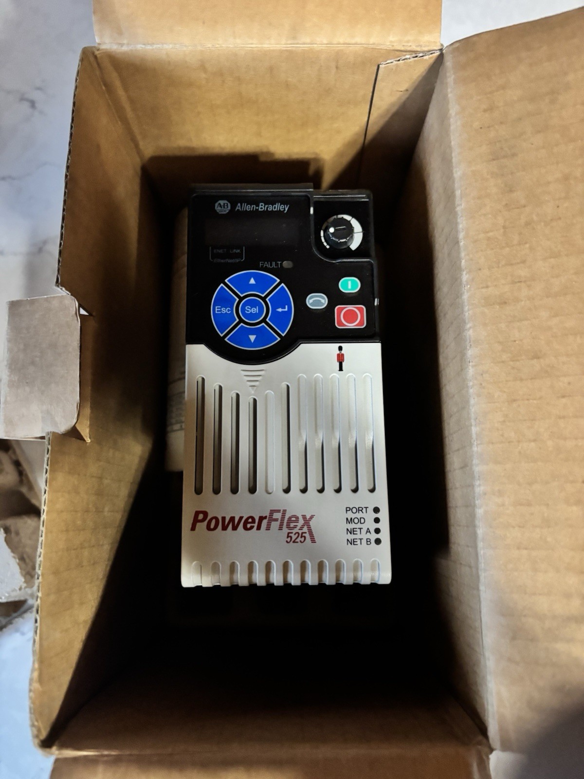 25B-D2P3N104 SEALED Allen-Bradley AB 25B-D2P3N104 525 0.75kW 1Hp AC Drive