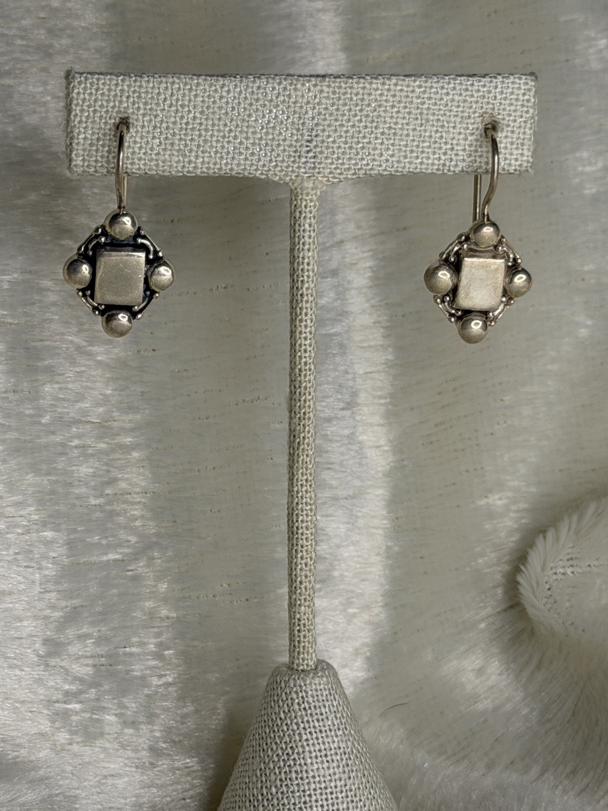 Vintage VHTF Silpada W0335 Oxidized .925 Sterling Square Bead Accent Earrings