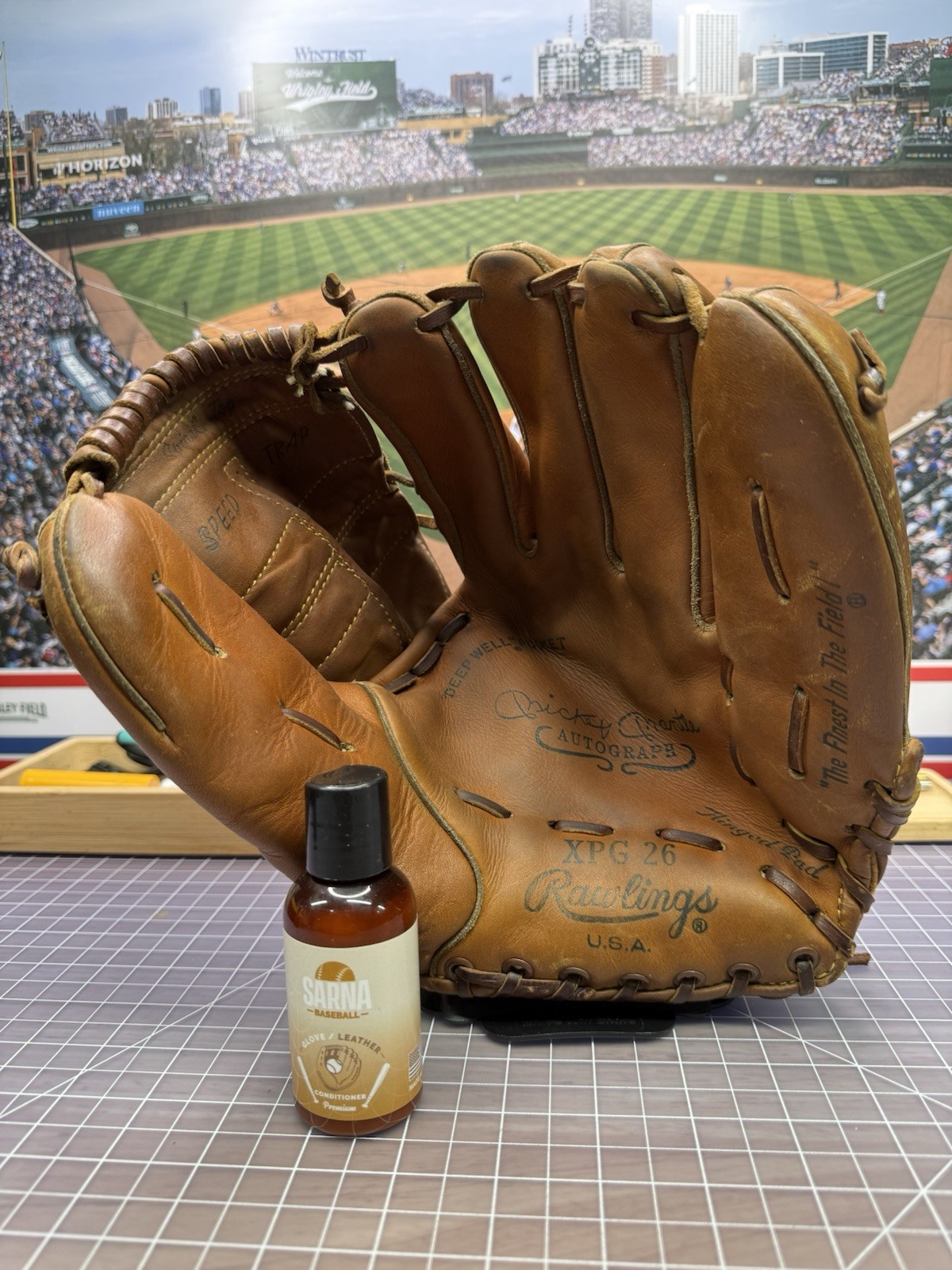 1960s Era Rawlings XPG 26 Mickey Mantle USA RHT Original Lace Glove