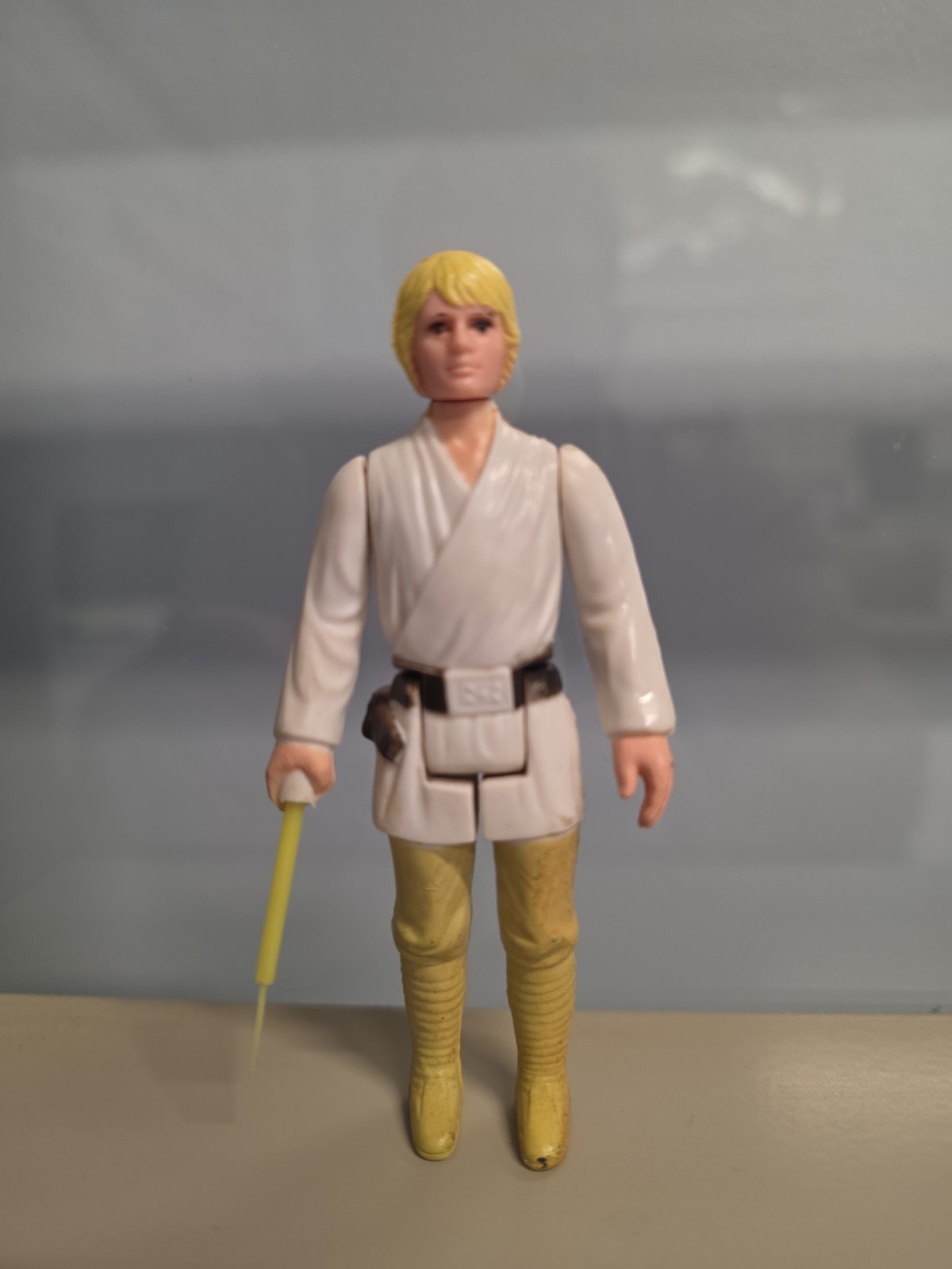 Vintage 1977 Kenner Star Wars Farm Boy Luke Skywalker 3.75\
