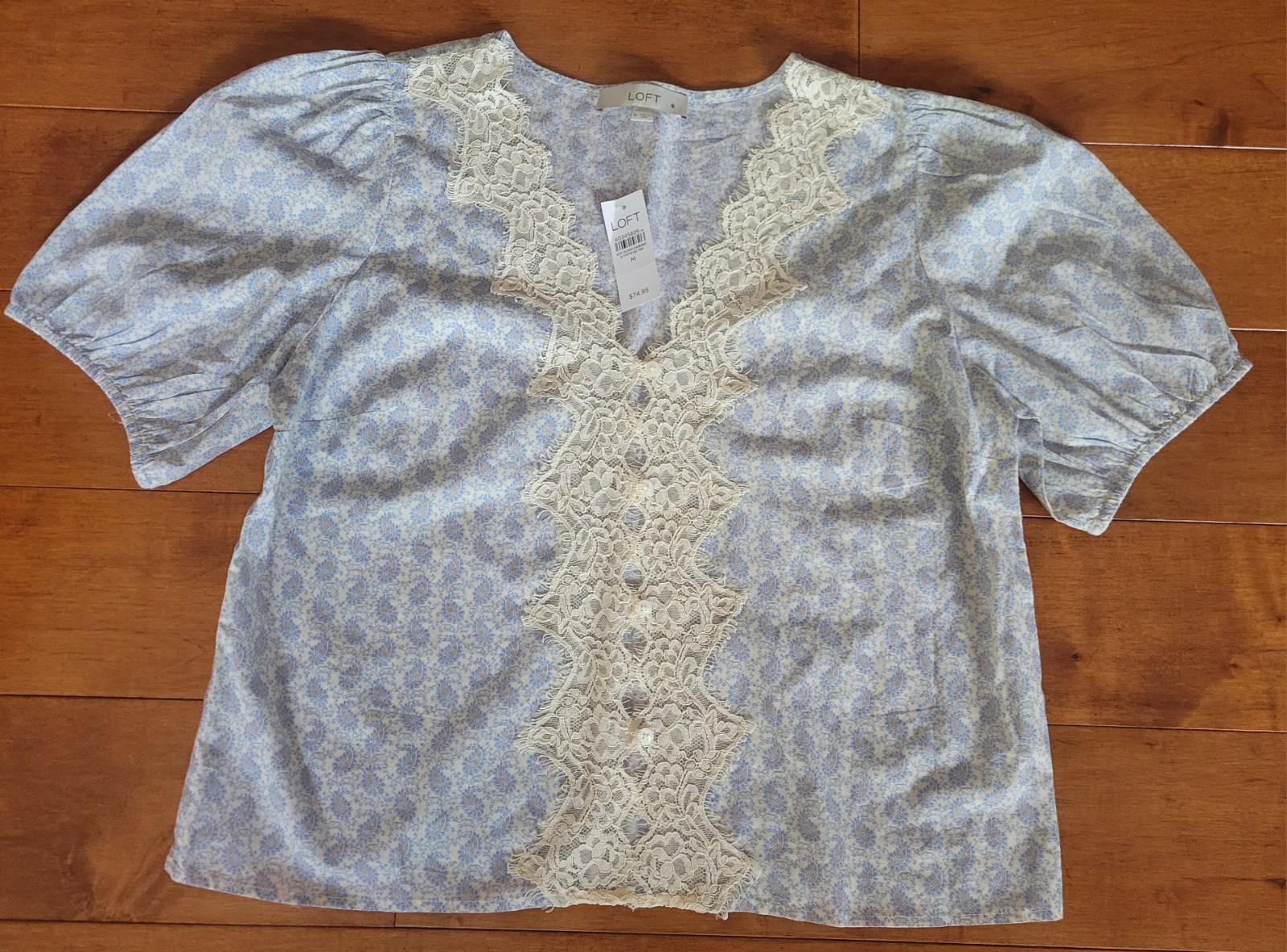 Loft Paisley Eyelash Lace Blouse Blouse Top  NWT $74.95    M