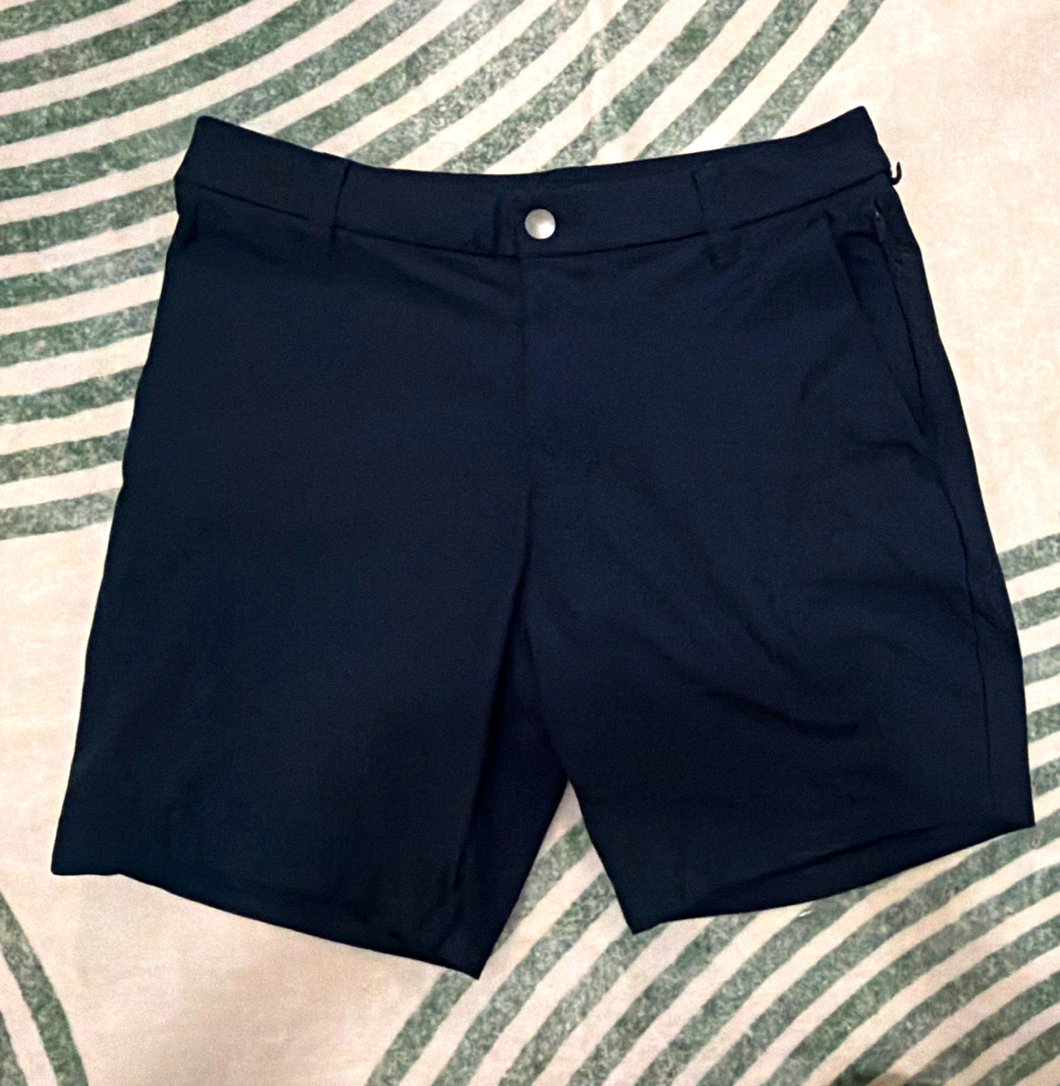 Lululemon Men’s ABC Comission Navy Chino Shorts Size 30 7” Golf Lululemon Men’s ABC Comission Navy Chino Shorts Size 30 7” Golf