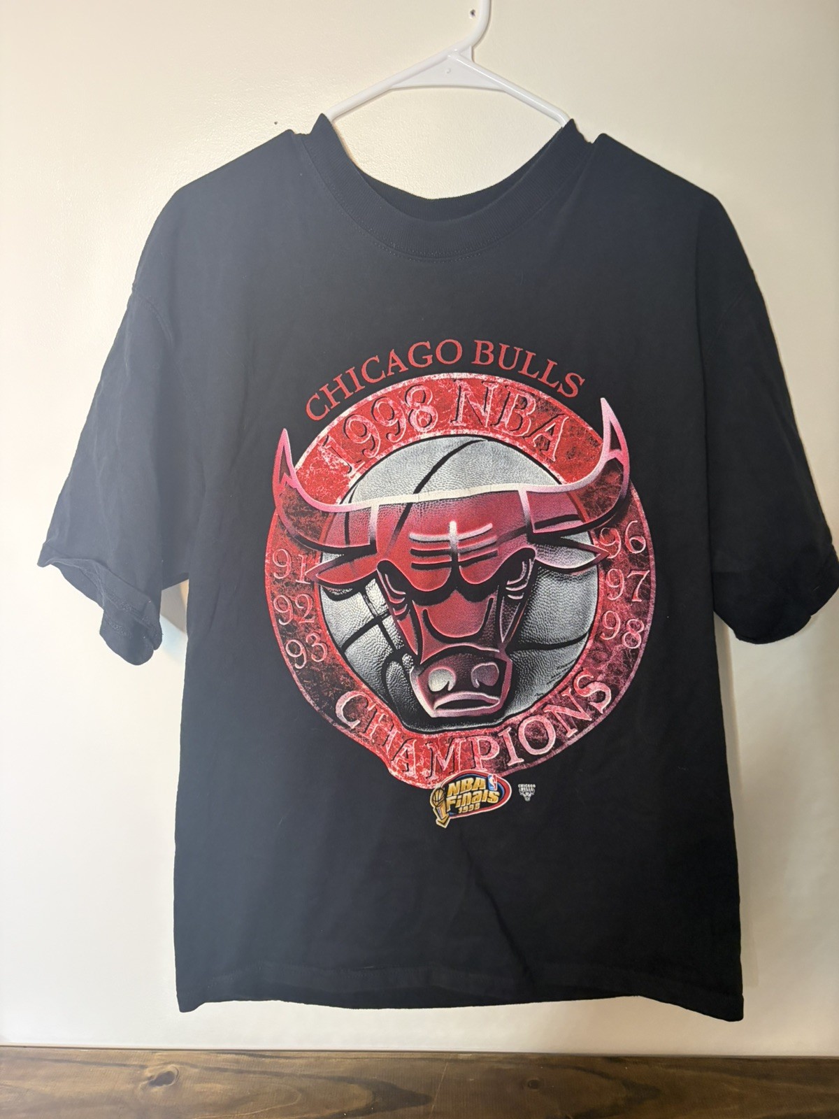 VTG Chicago Bulls Mens T Shirt L Black 1998 NBA Champions Double Sided STARTER