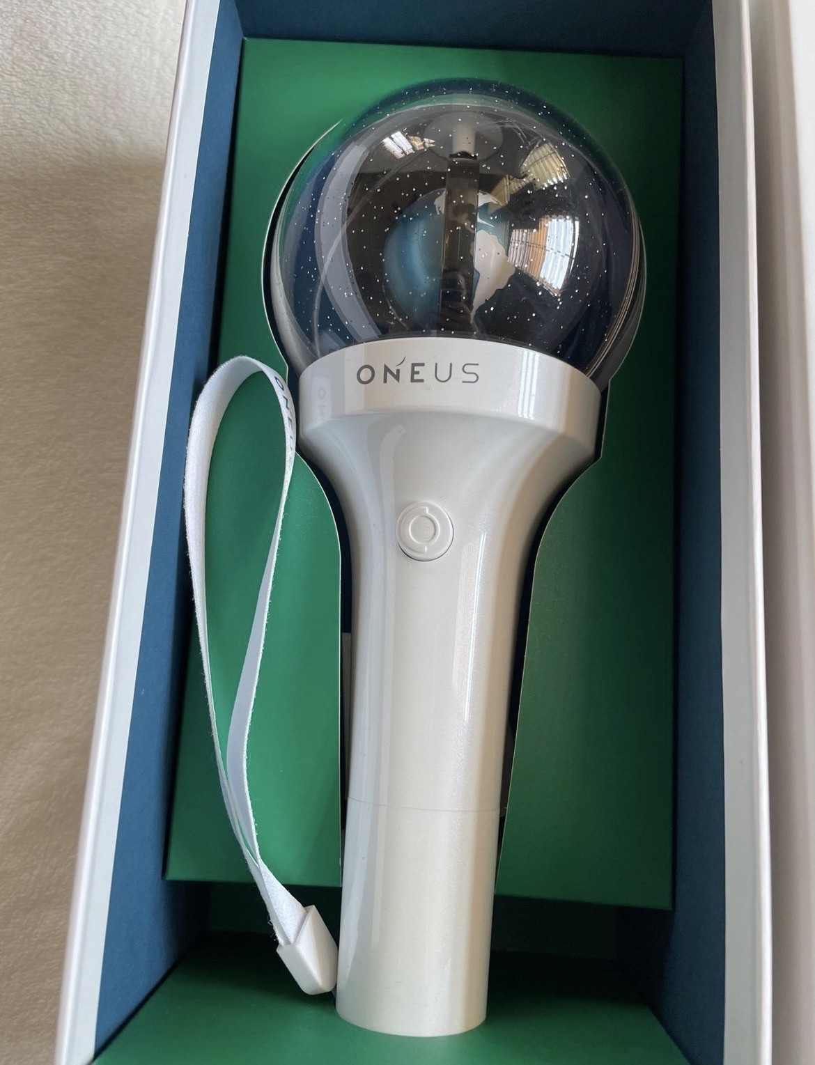 ONEUS OFFICIAL LIGHT STICK VER.2 with Strap FANLIGHT MD GOODS K-POP SEALED