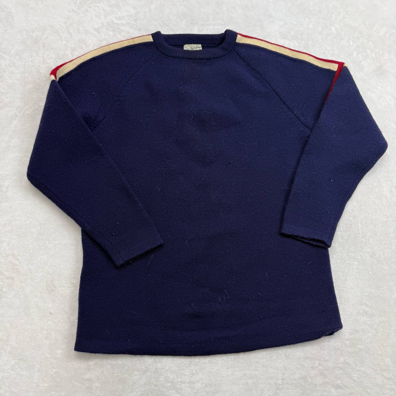 Saks Fifth Avenue Men\'s Sweater Navy Blue Size M Vintage Active Sportswear Wool