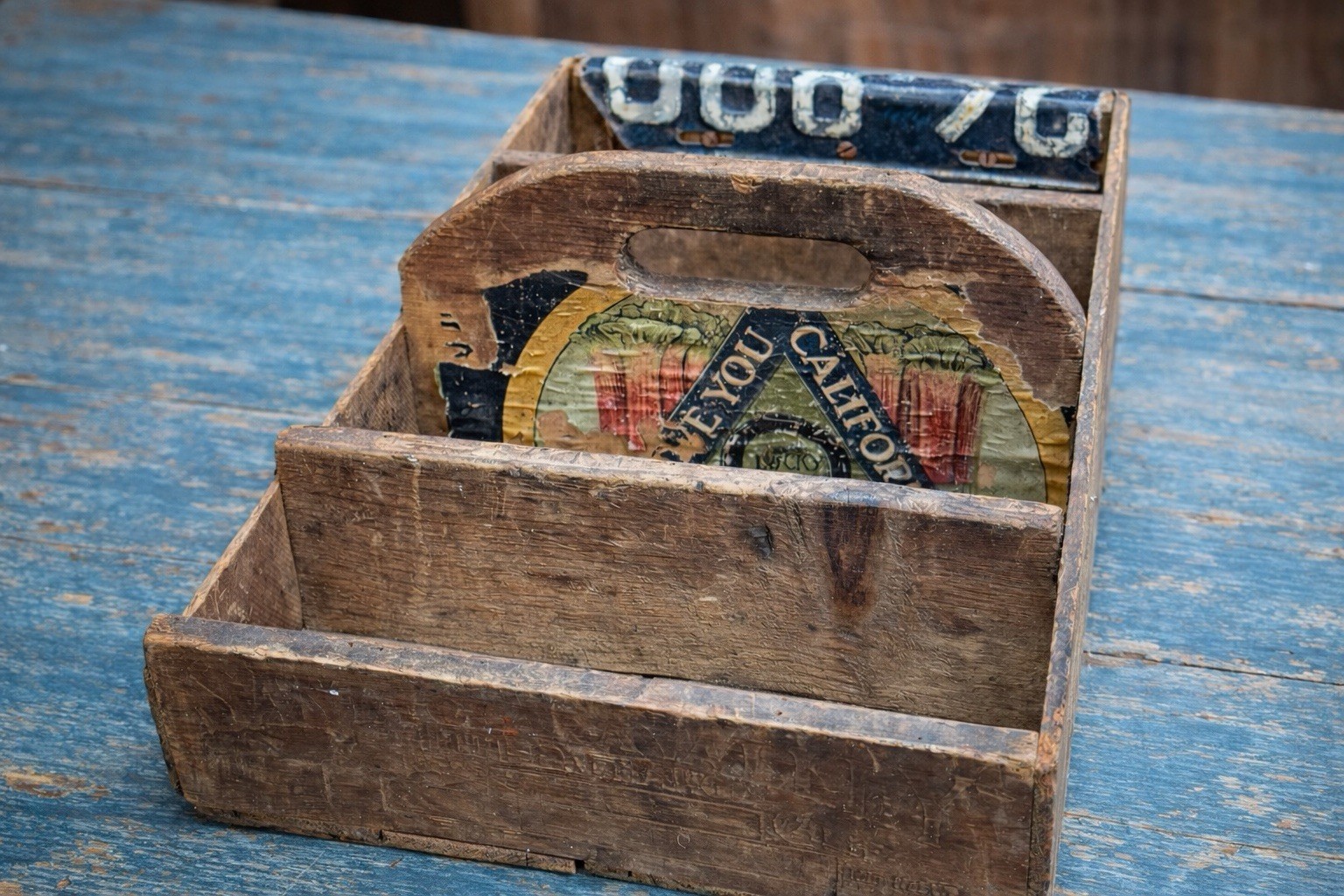 Vtg handmade wood Divided carrier caddy tote primitive farmhouse country Crate Vtg handmade wood Divided carrier caddy tote primitive farmhouse country Crate