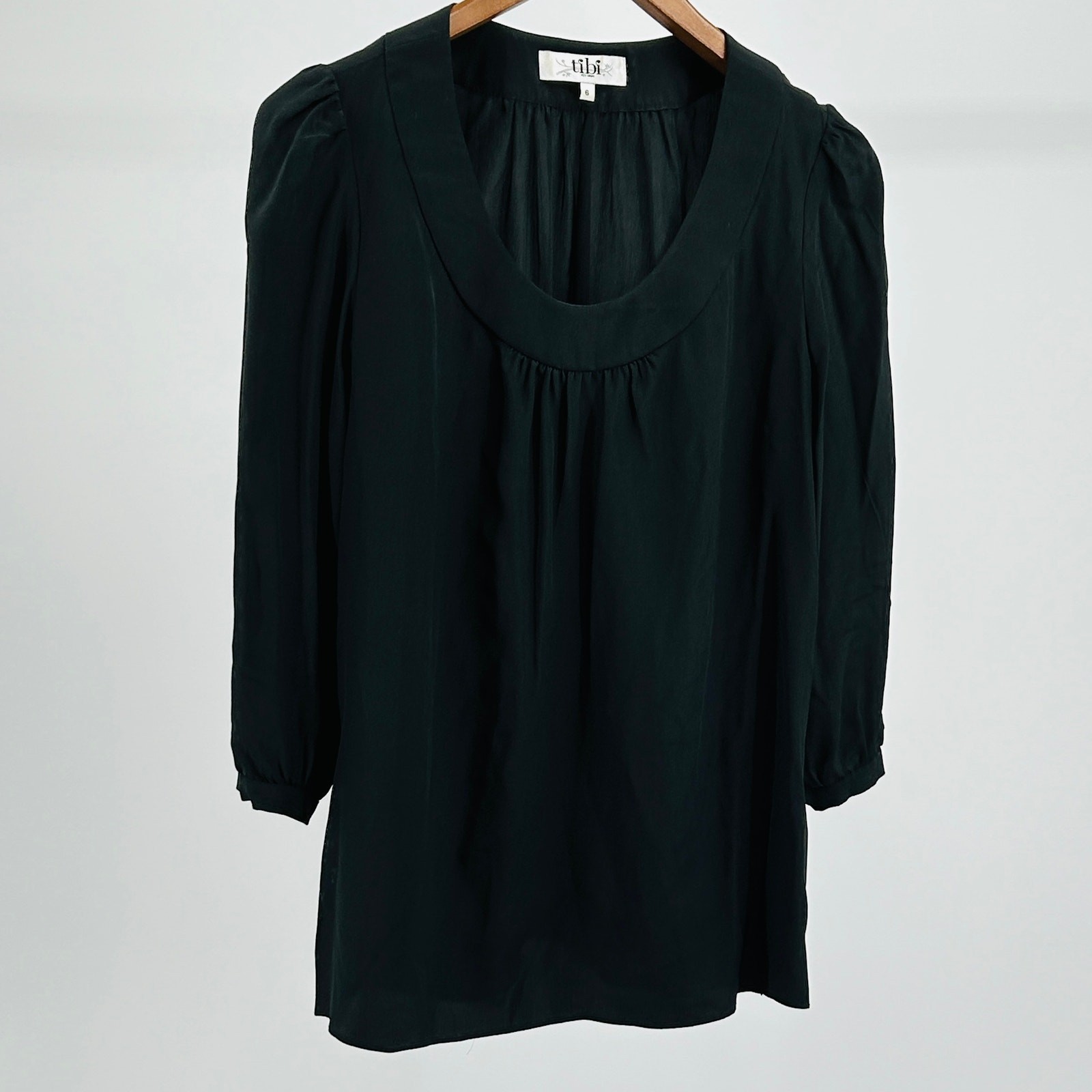 Vintage Y2K Tibi New York Black 100% Silk Minimalist Scoop Neck Blouse